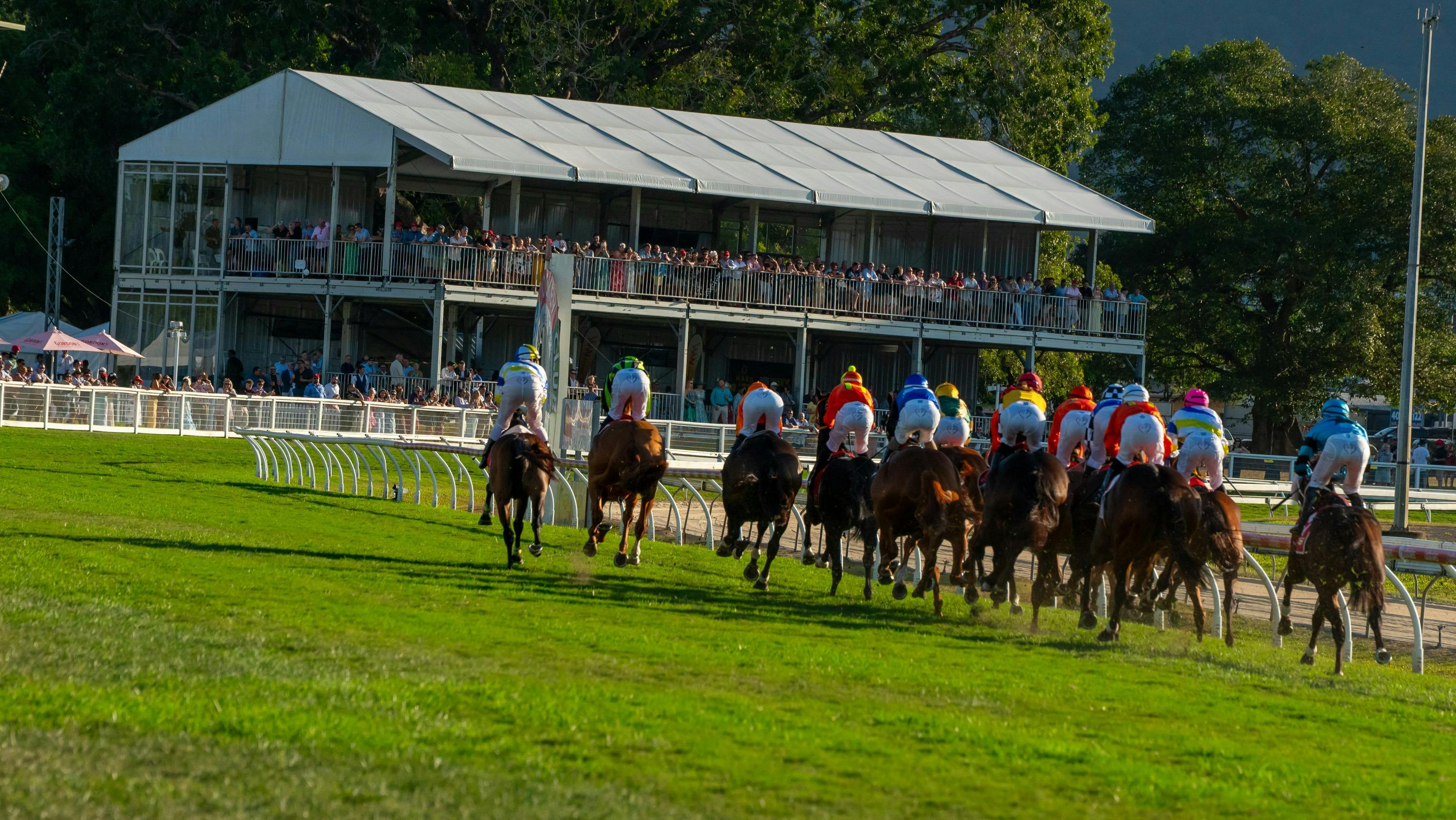 Racing to the 1500 bend