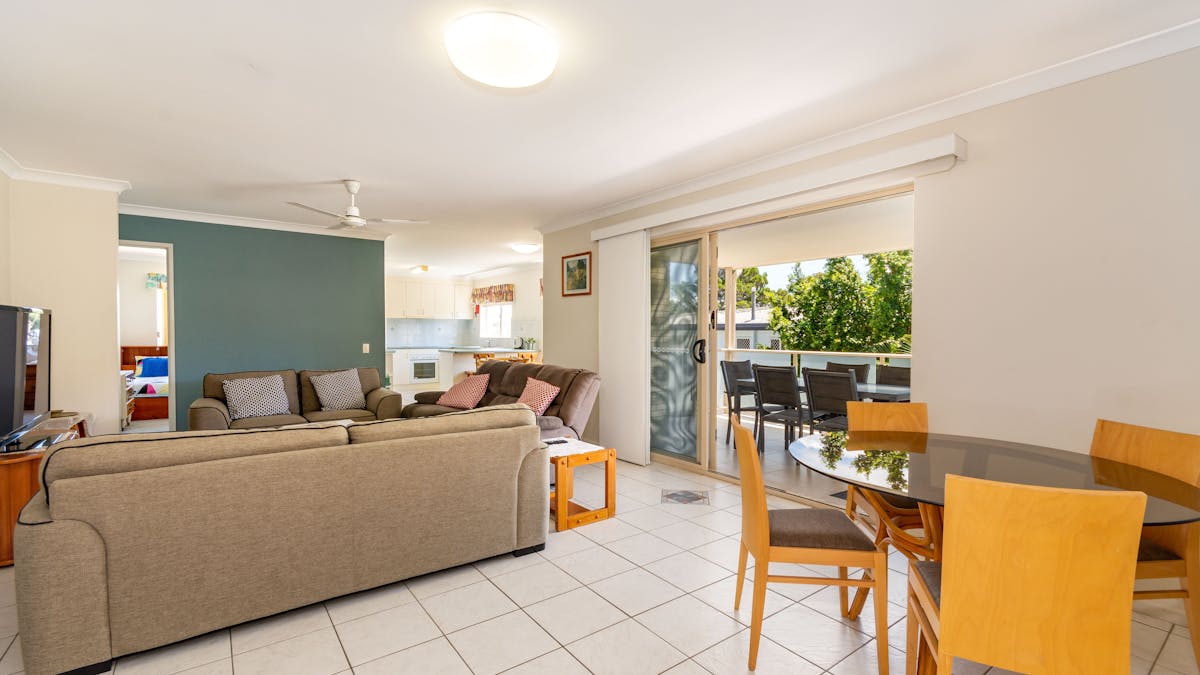 lounge room