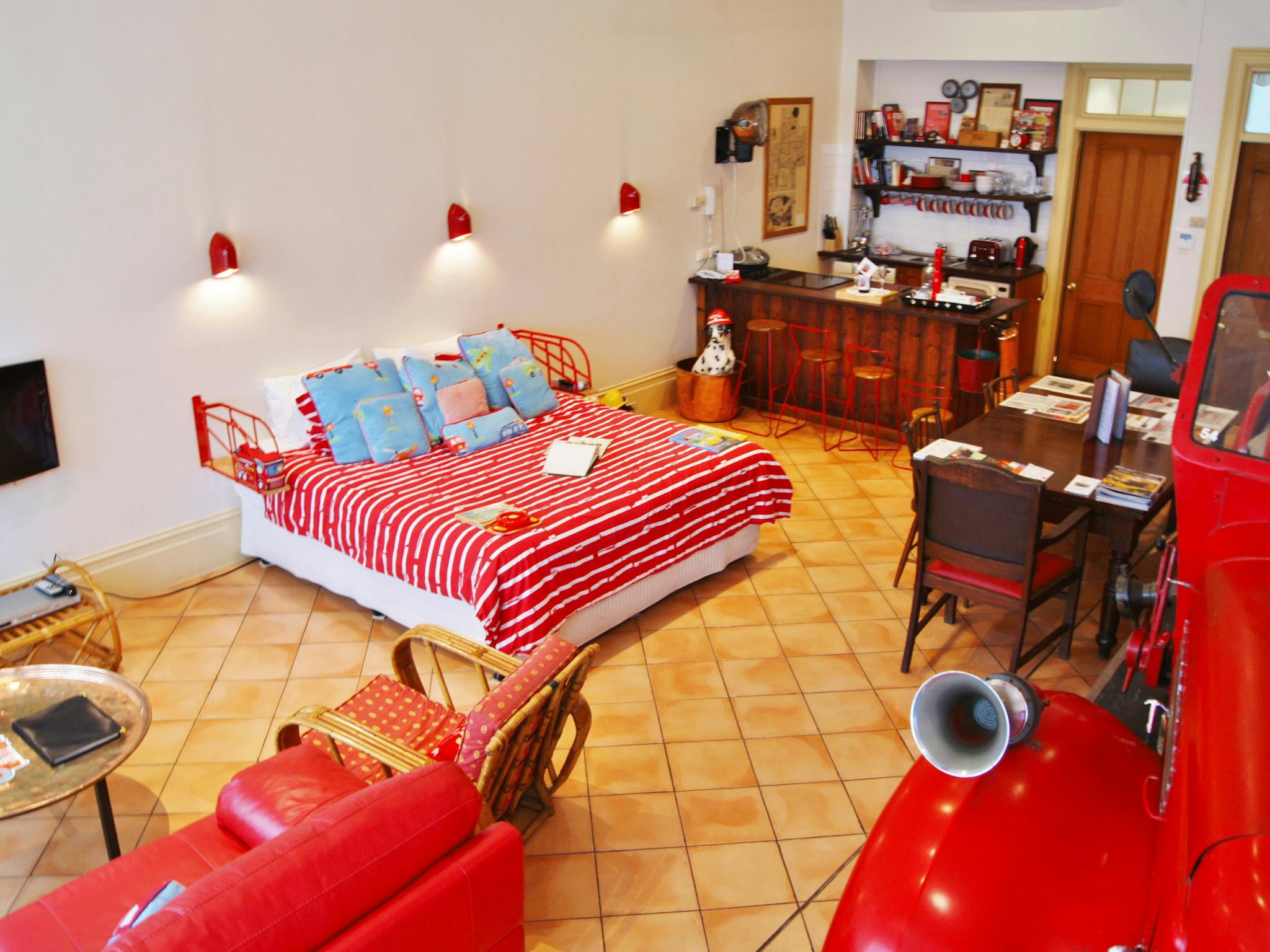 The Fire Station Inn - Fire Engine Suite Slider Image 6