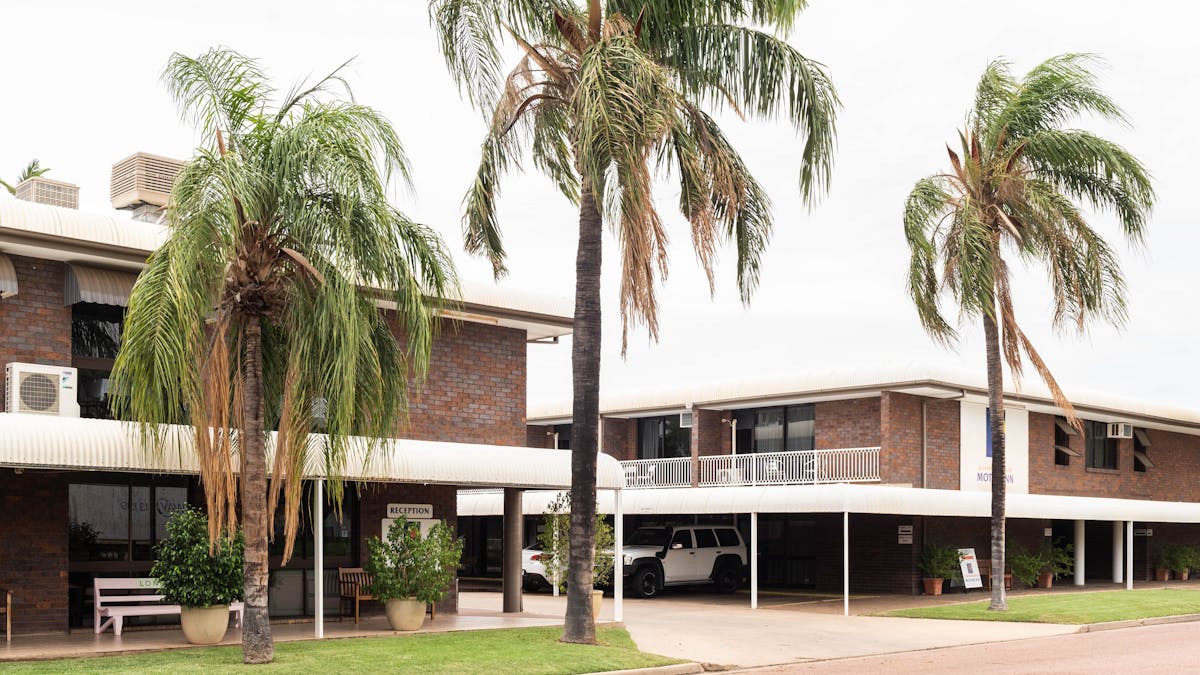 Street View Longreach Motor Inn