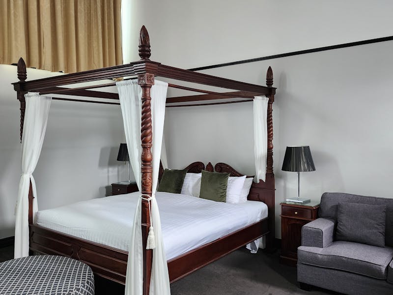 Henry Hunter Suite