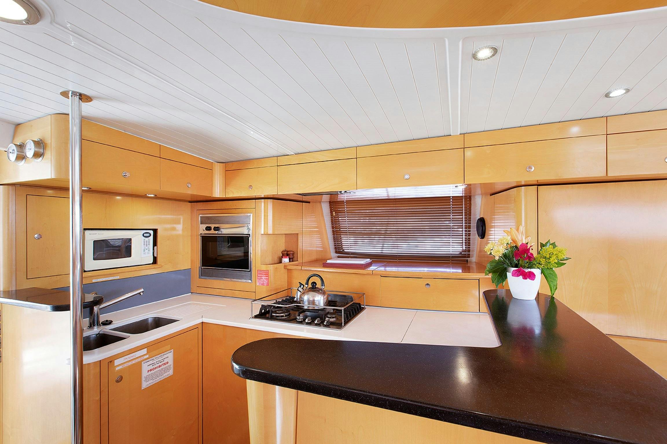Fountaine Pajot Cumberland 46 'Dimanche'