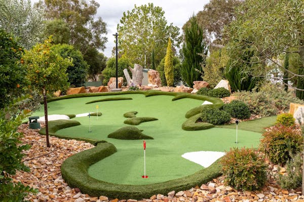 Berri Riverside Holiday Park Mini Golf Course