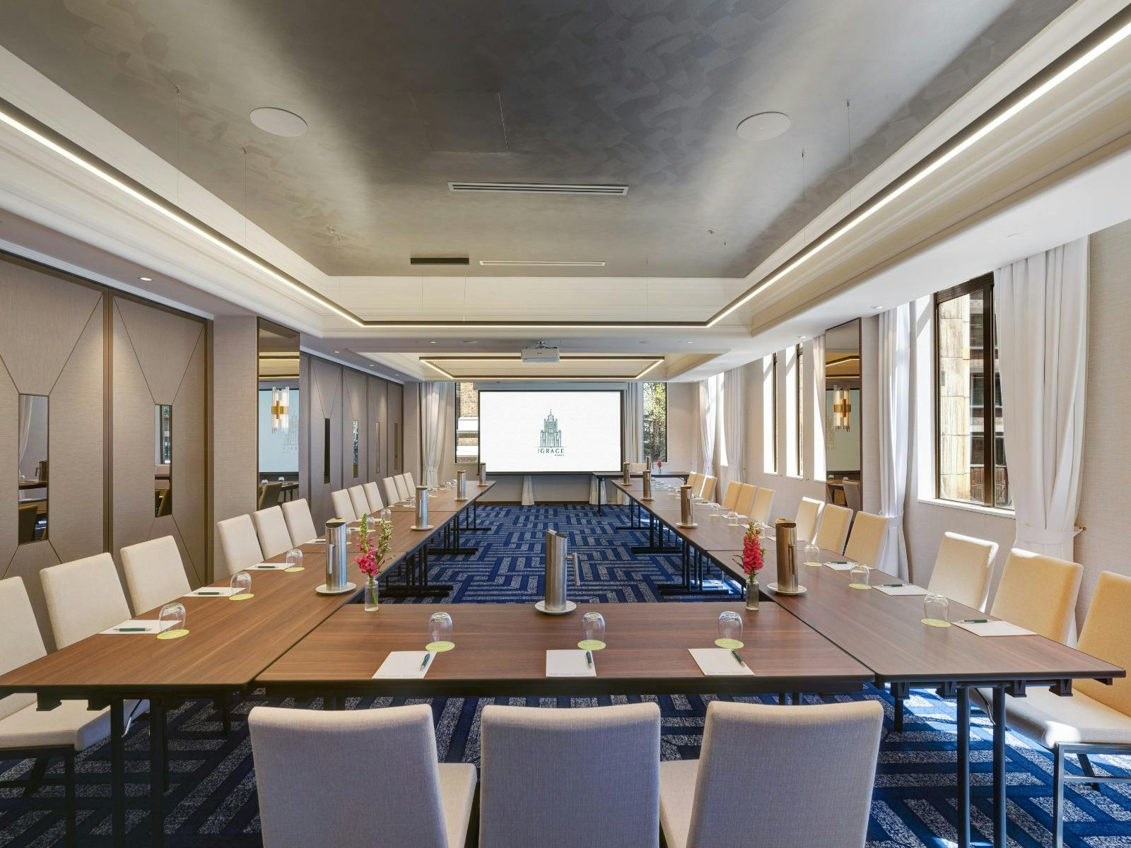 그레이스 호텔 - 컨퍼런스 및 회의실