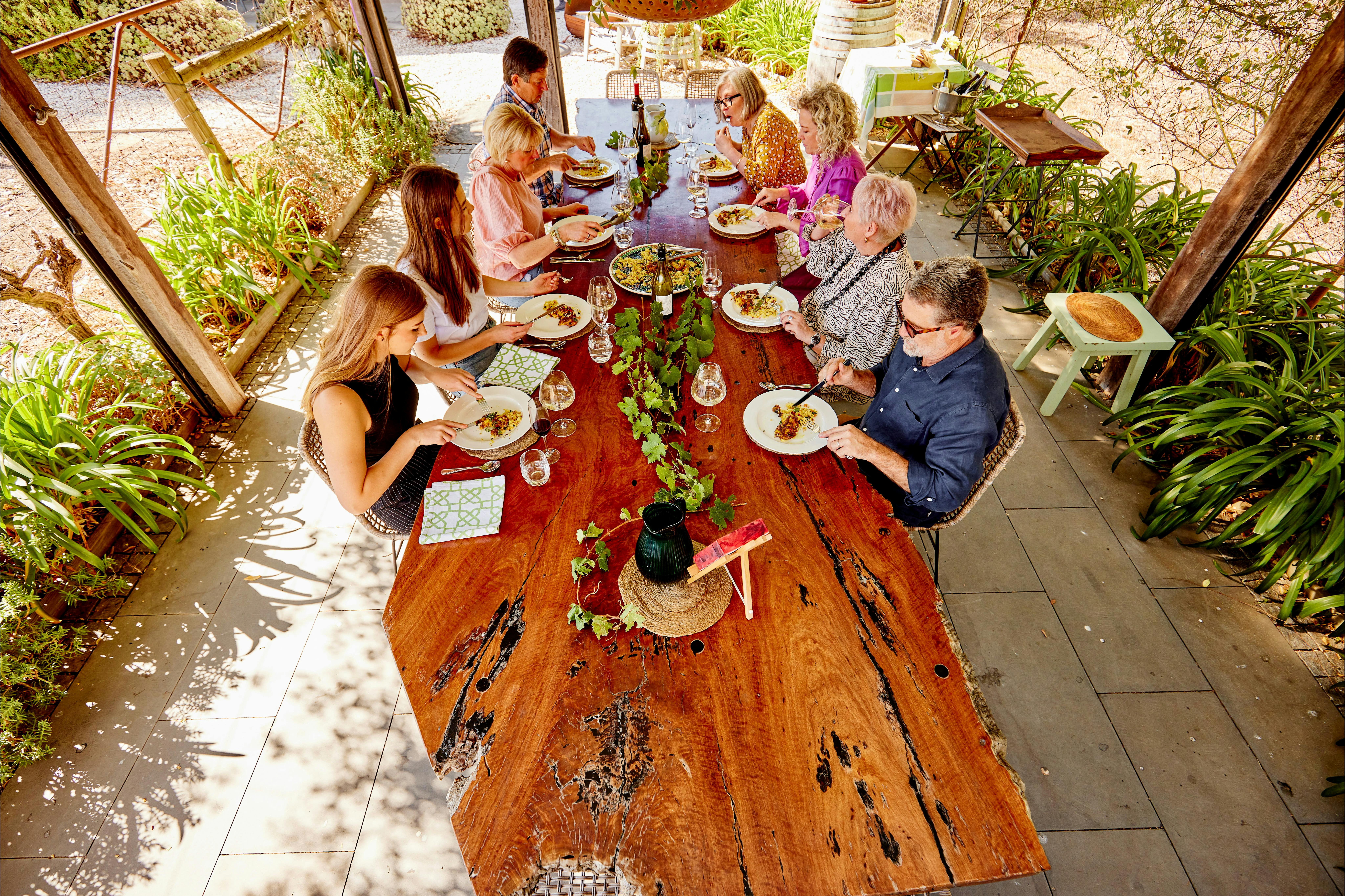 Flaxman Long Lunch Table