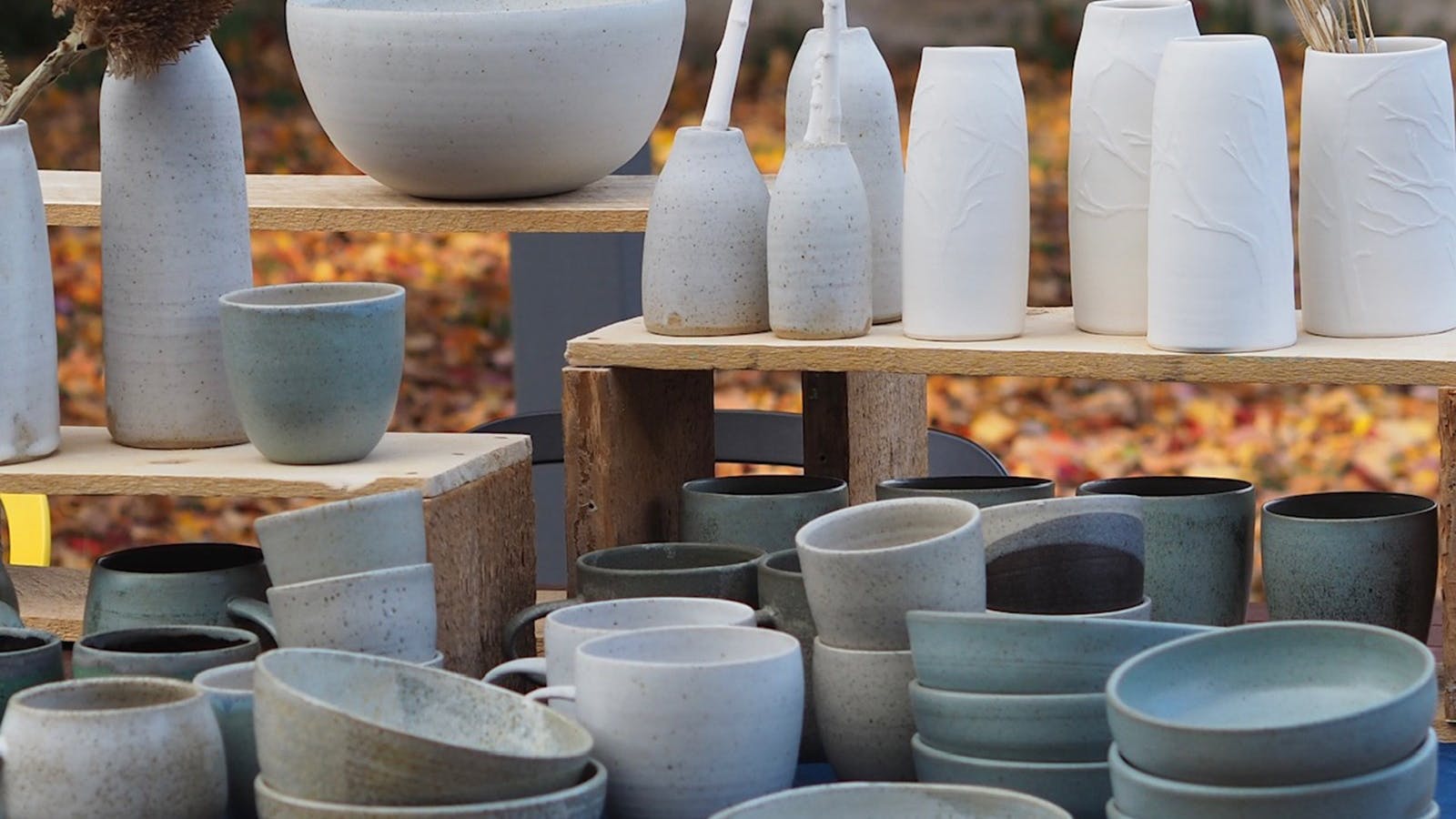 Earthy ceramics by Tara Kurrajong
