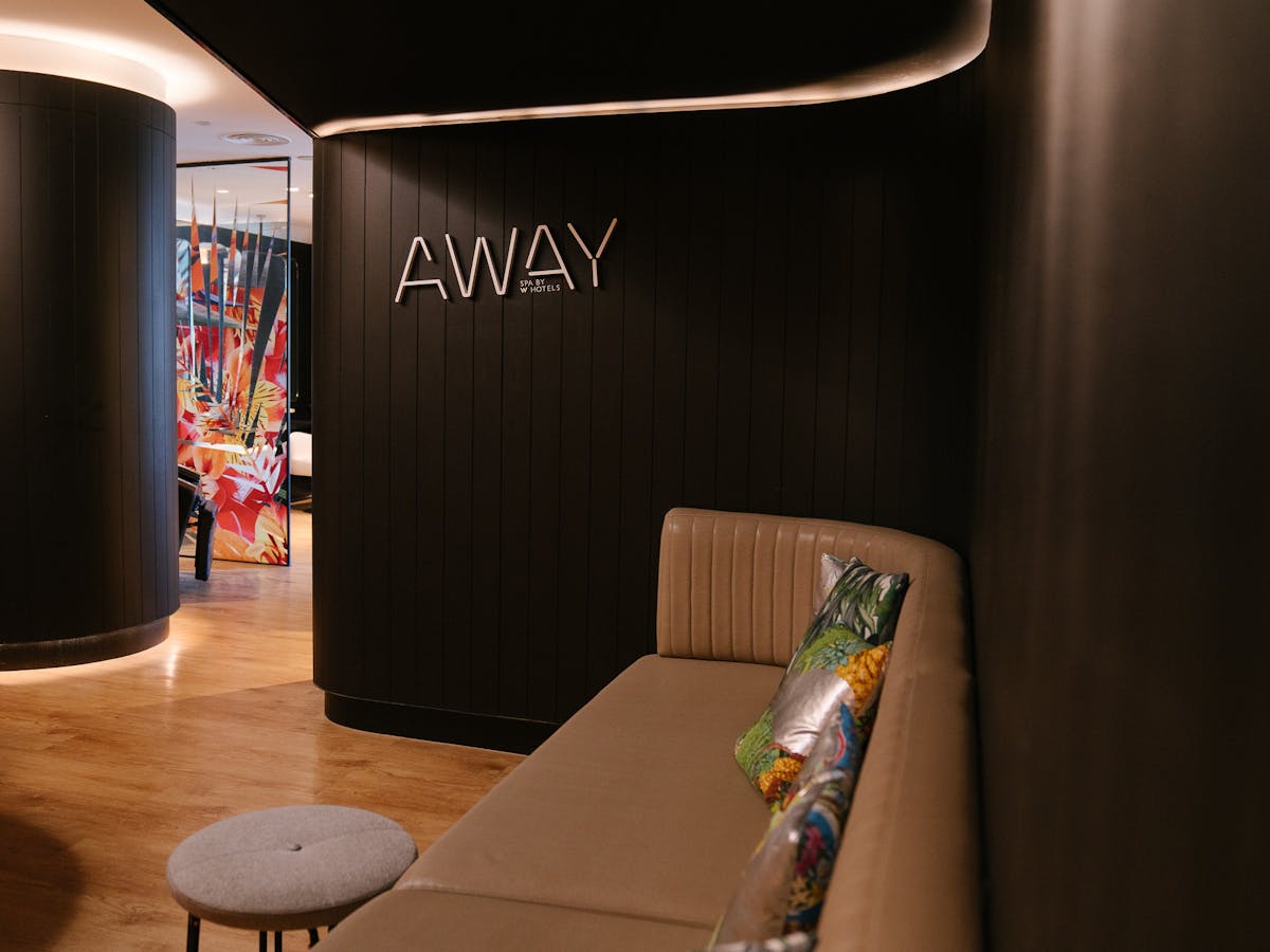 AWAY Spa W Brisbane