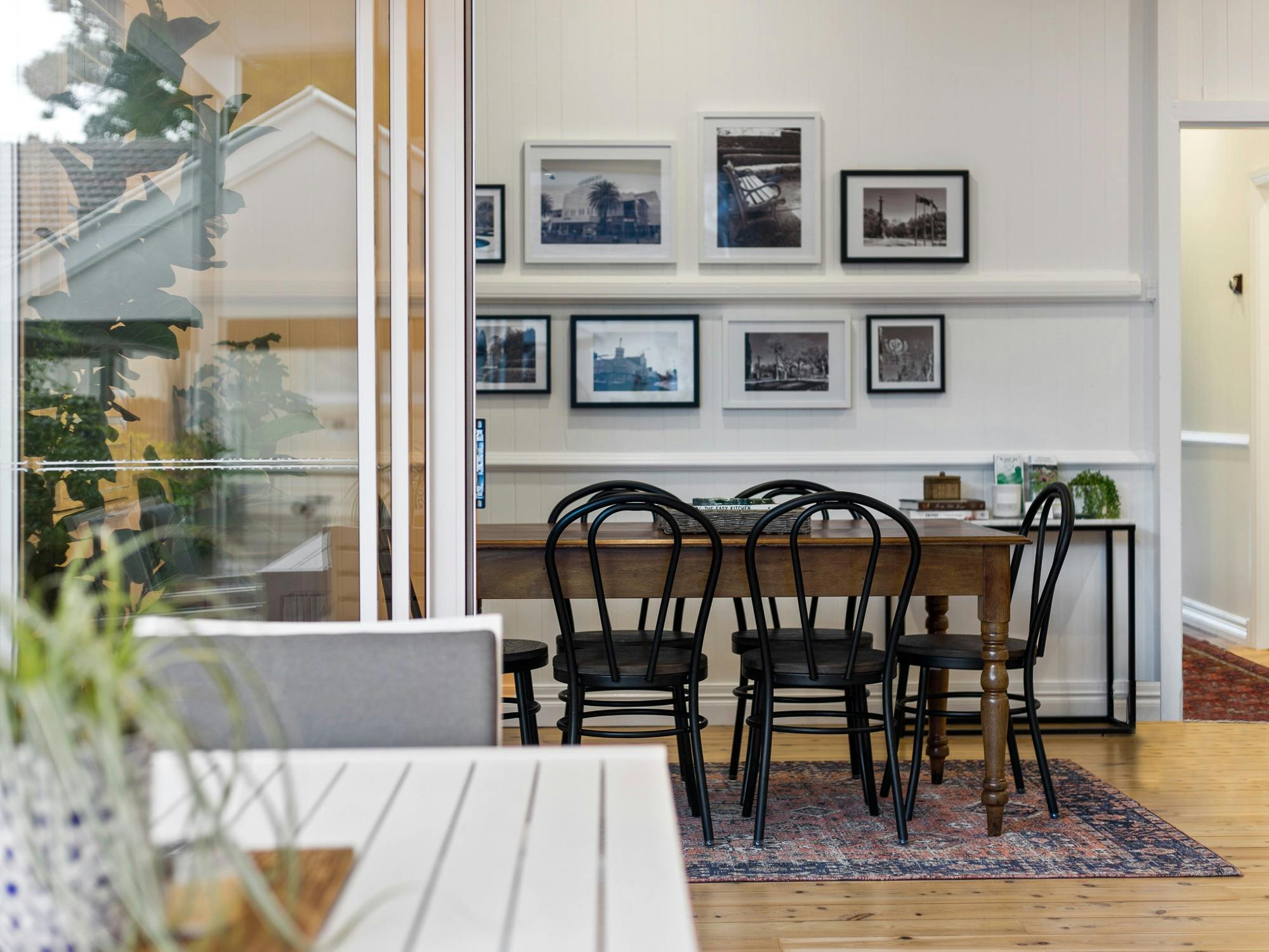 Sierra Cottage - Dining