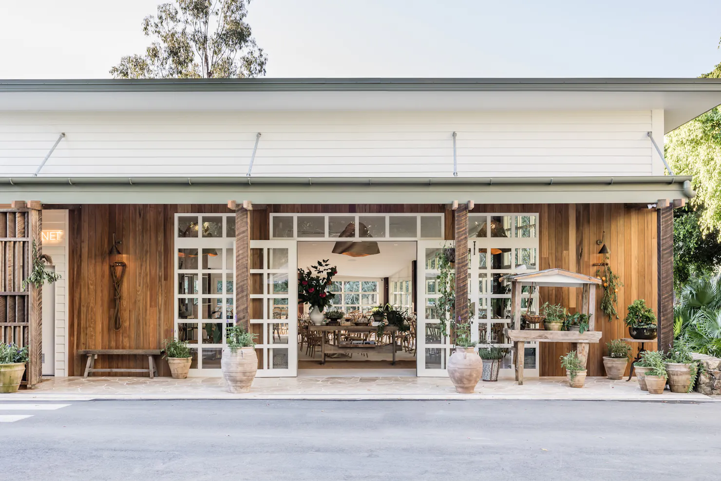 Ethos Restaurant Exterior