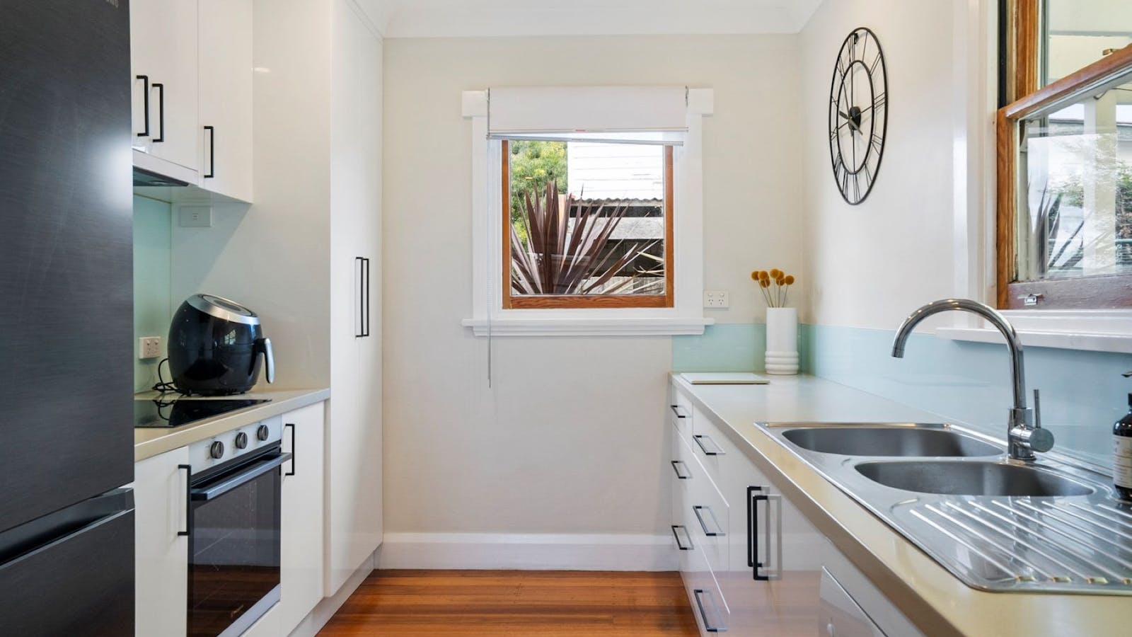 Modern Kitchen with Coffe machine,Microwave and air fryer