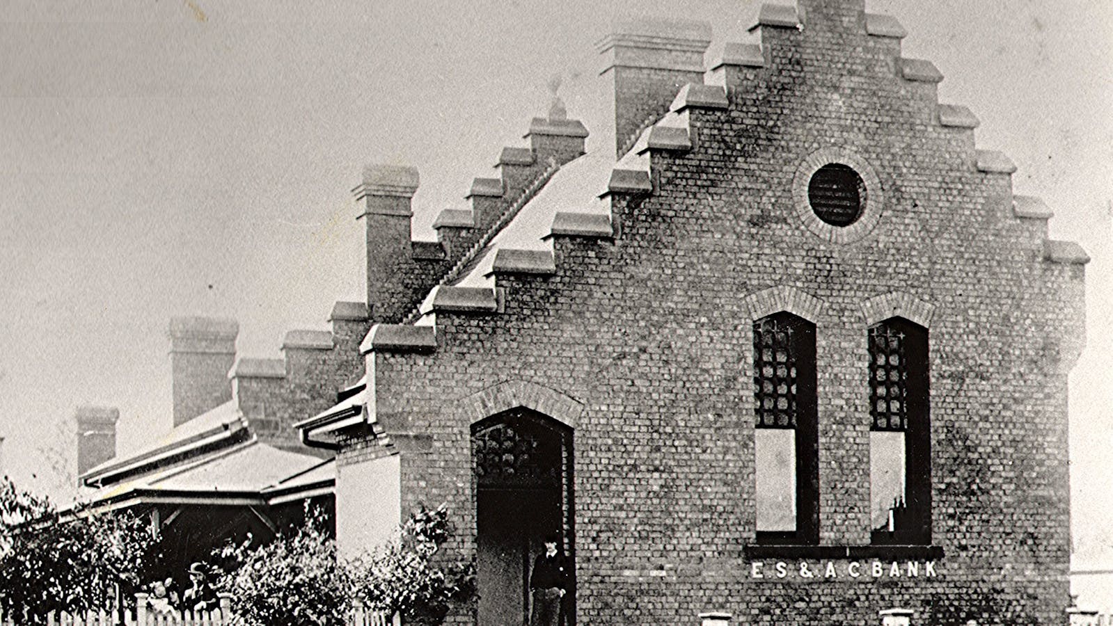 Historic ES&A Bank