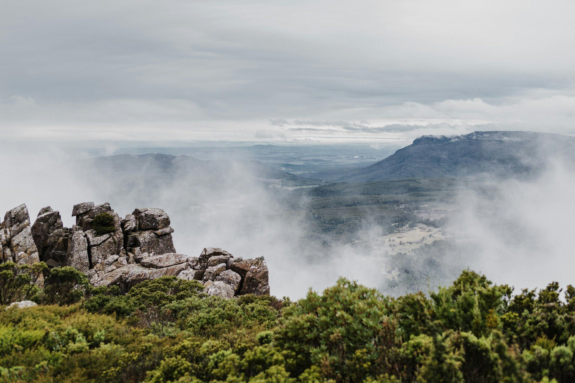 Fog rolling in on Quamby summit
