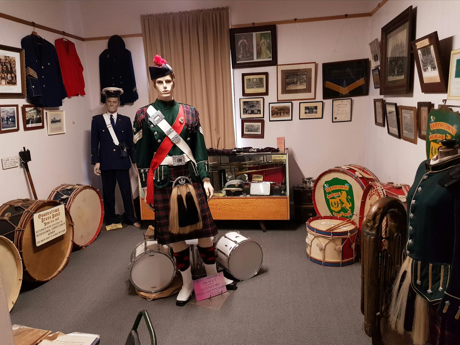 pipe band room