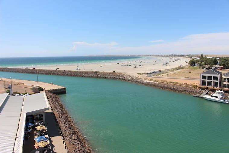Kayak Hire and Paddle Board Hire at Wallaroo Marina Apartments