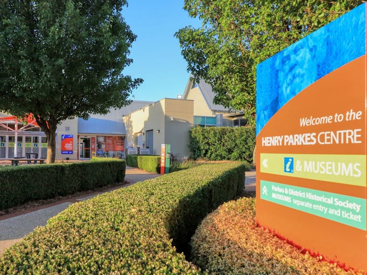 Entry to the Henry Parkes Centre