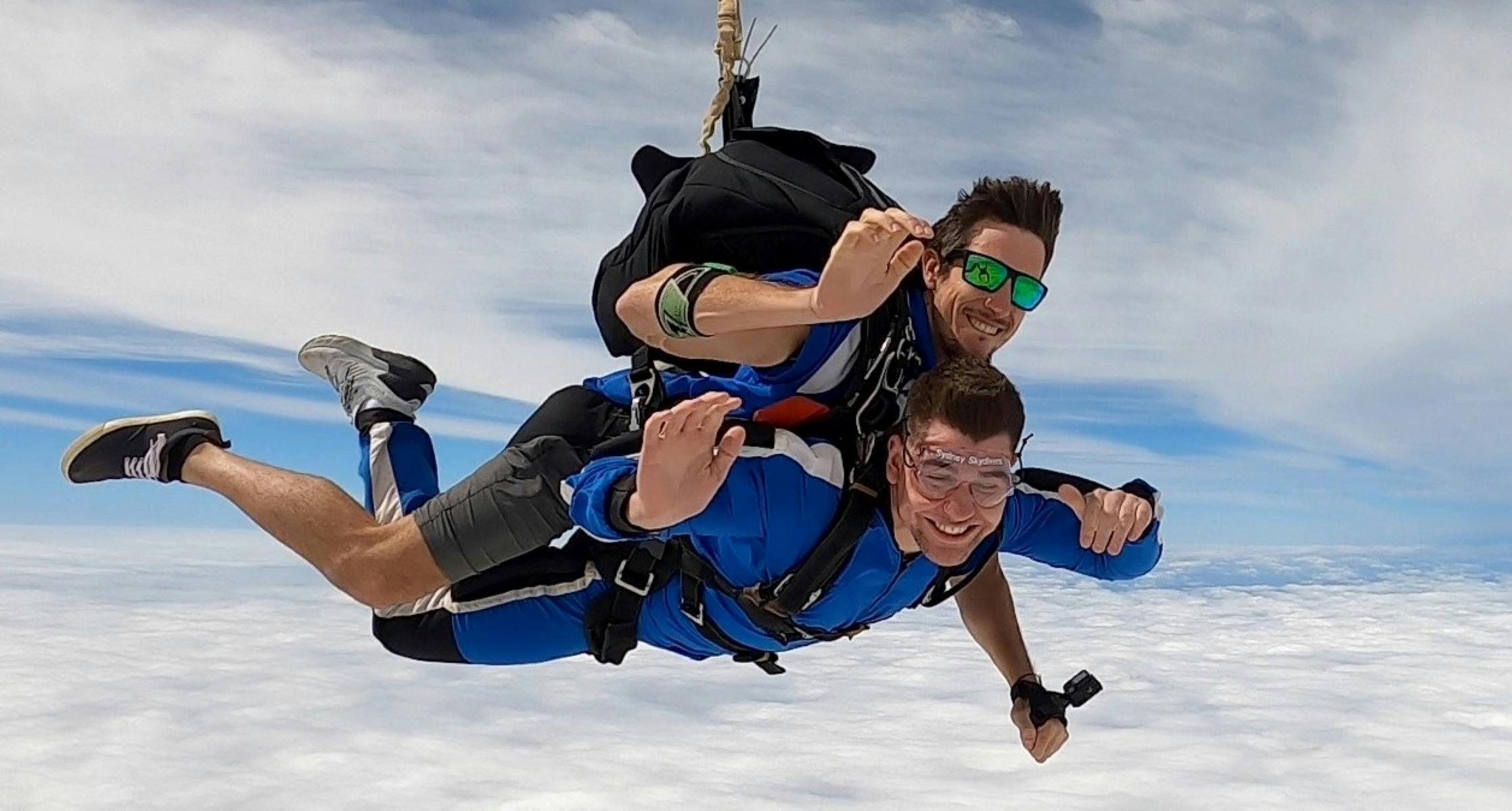 Skydive Sydney up to 15,000 feet