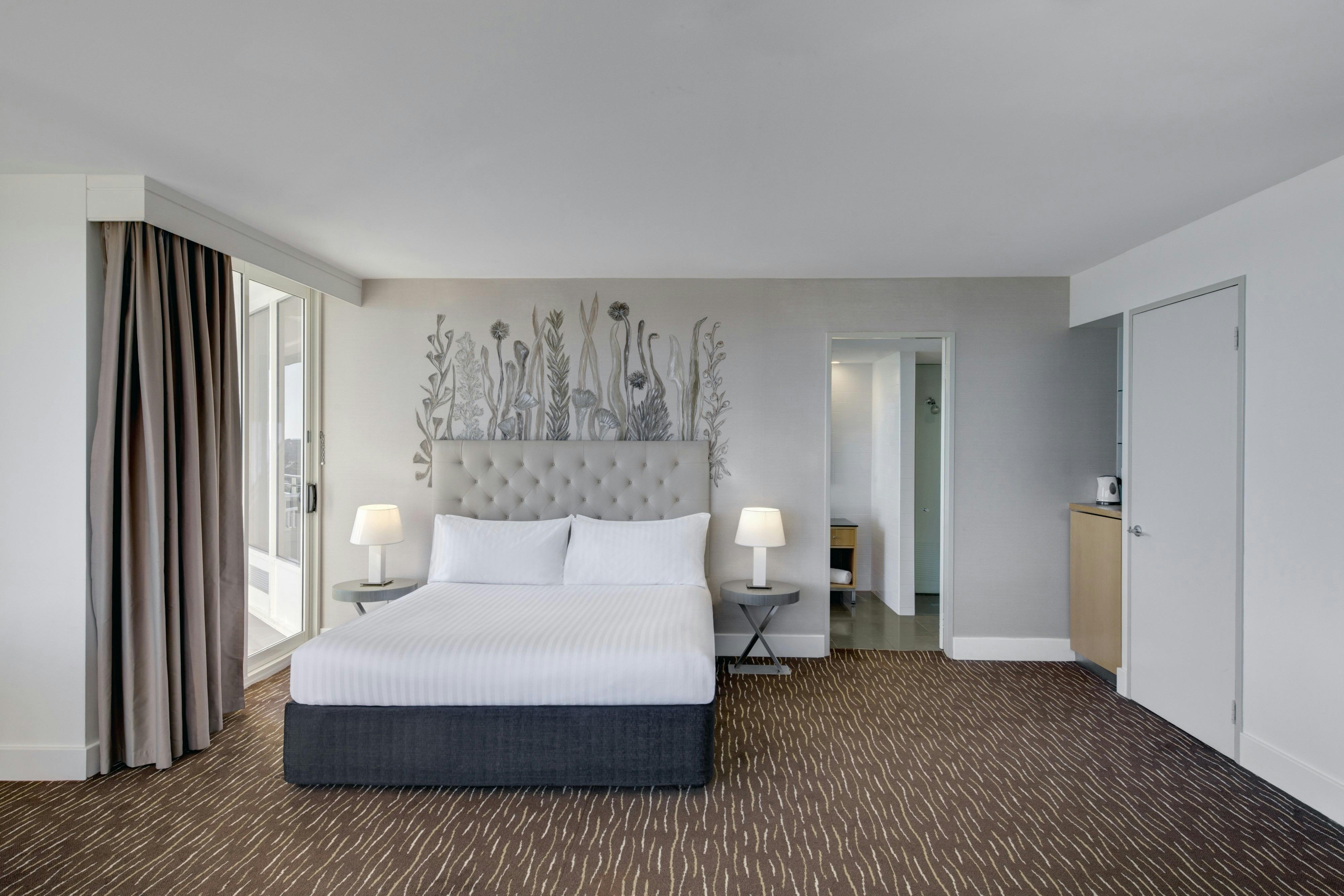Deluxe Suite King