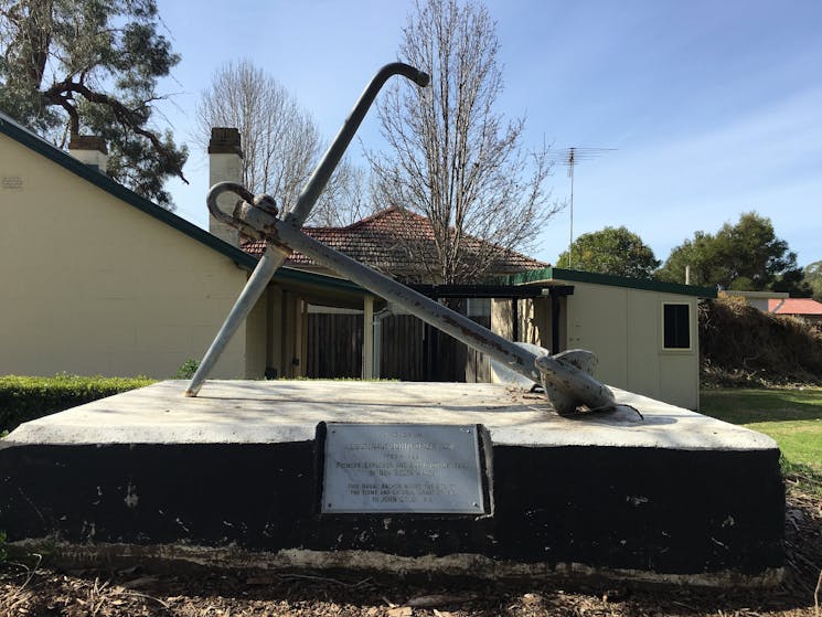 The John Oxley Memorial Anchor marks the site of the original land grant in 1812 to Leiutenant John Oxley, pioneer, explorer and surveyor general of NSW.