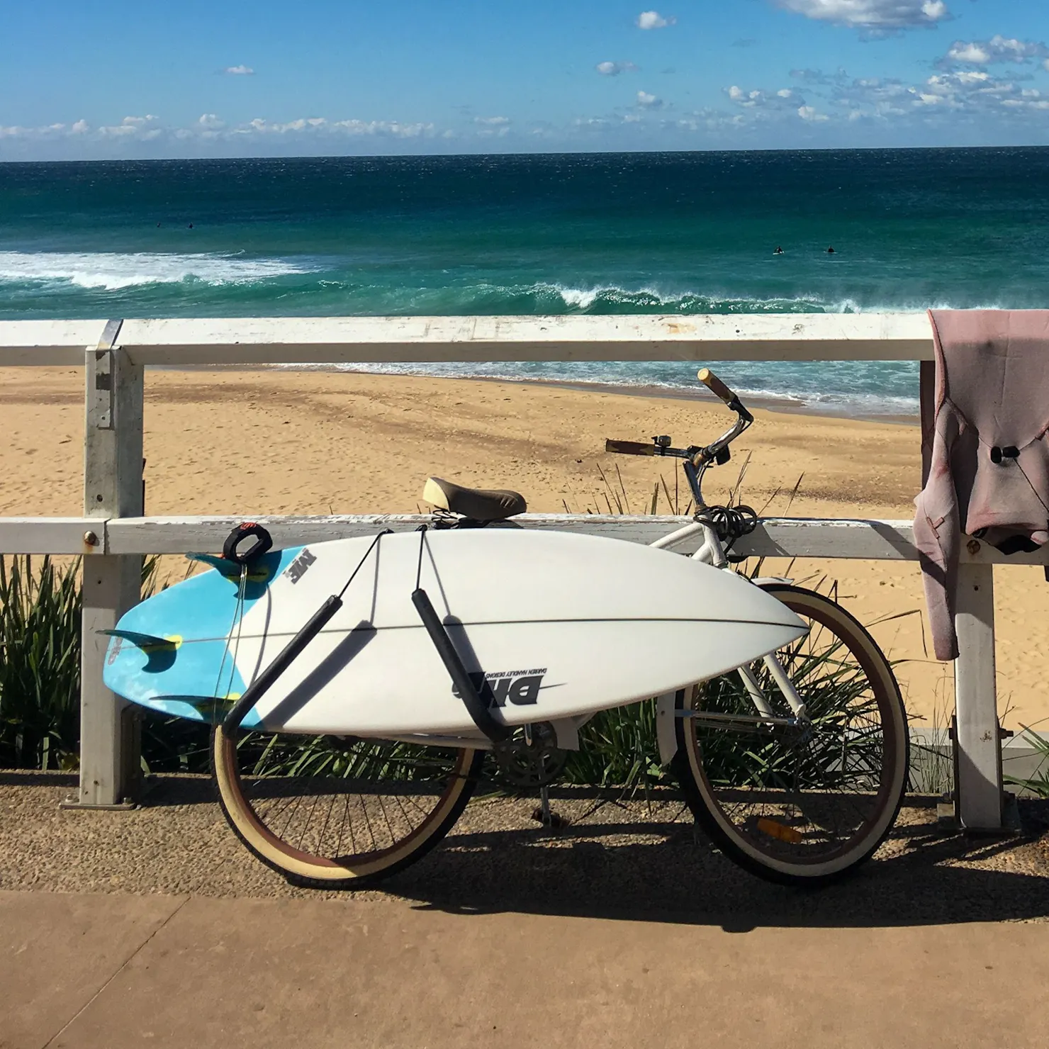 Surfboard hire with bike rack, Noosa surf hire