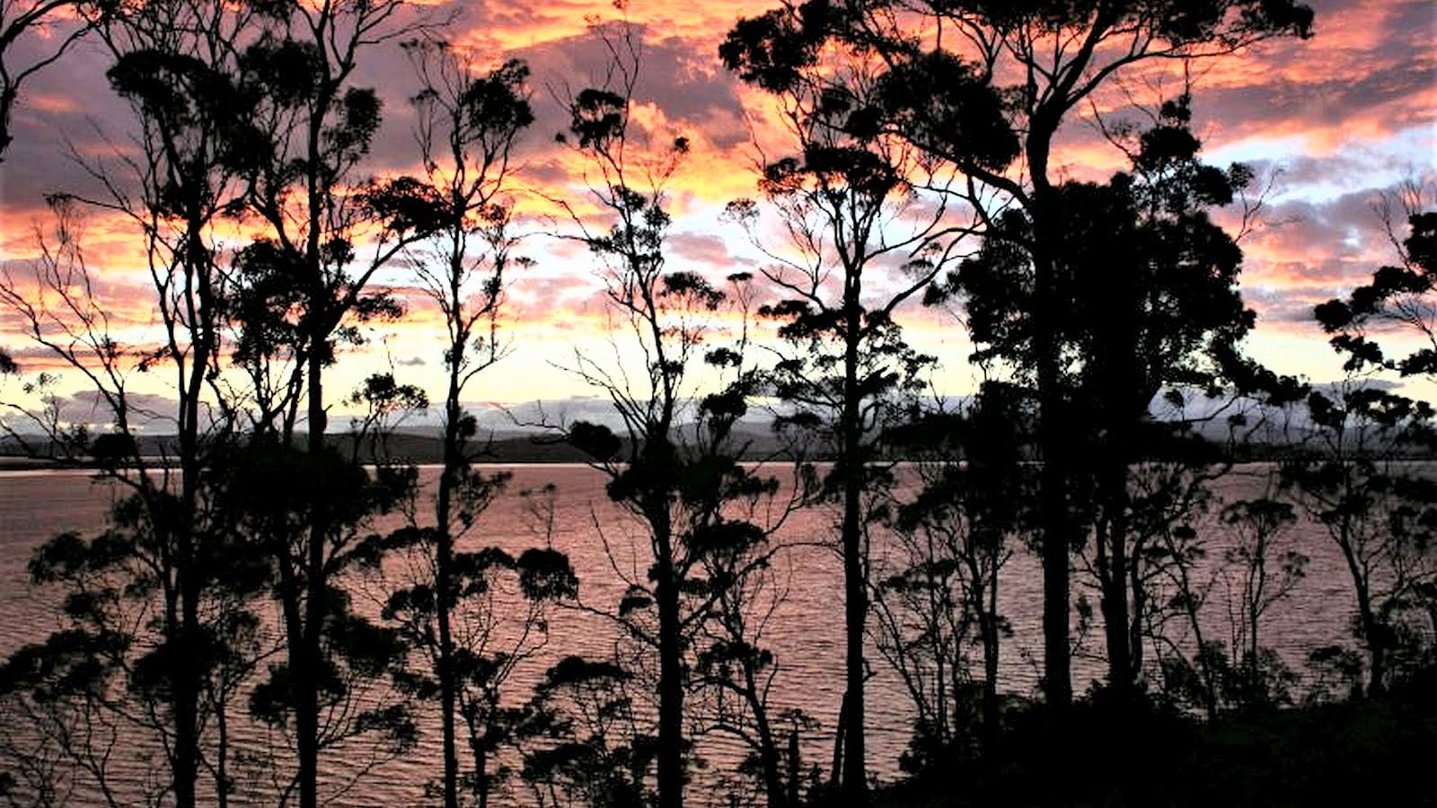 The end of another perfect day, sunset over Ralphs Bay, taken from the deck!
