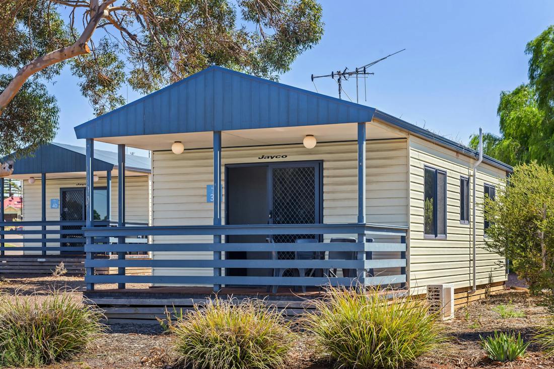 Discovery Parks - Whyalla Foreshore, Superior 2 Bedroom Cabin - S...
