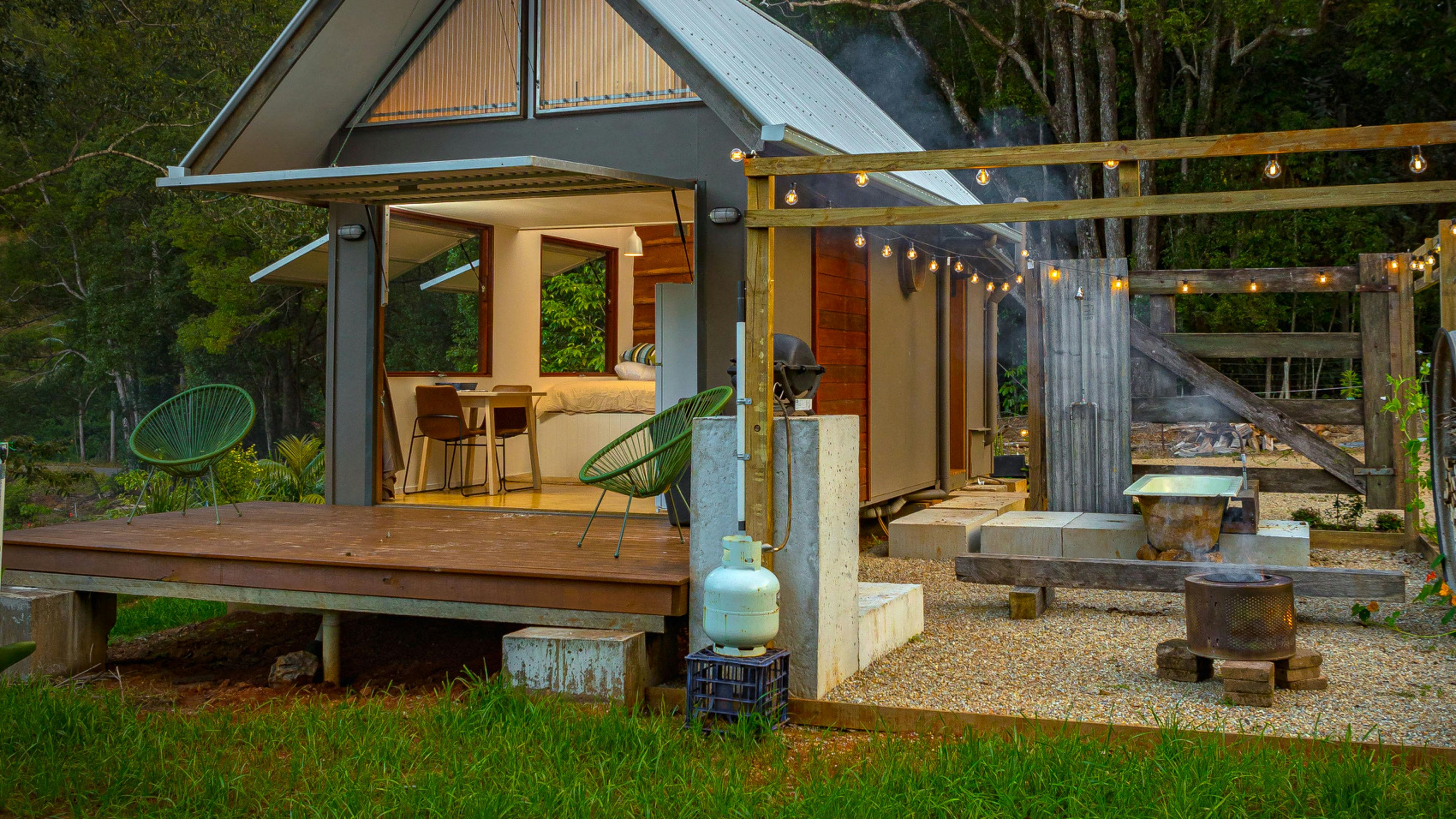 Creek Side Shepherds Hut Rail Trail