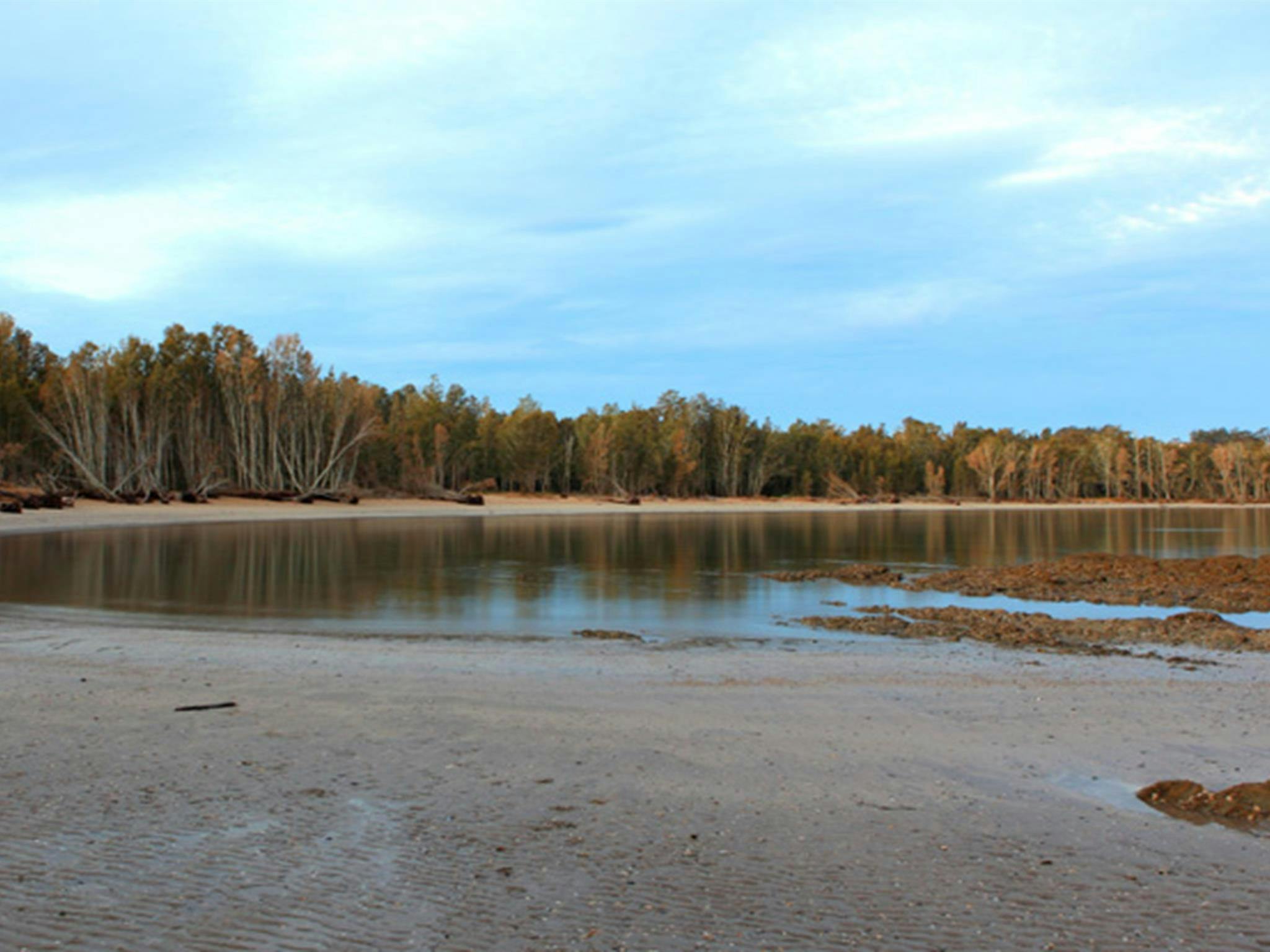 Beach sky, Cullendulla Creek Nature Reserve. Photo: Matthew Makeham/OEH