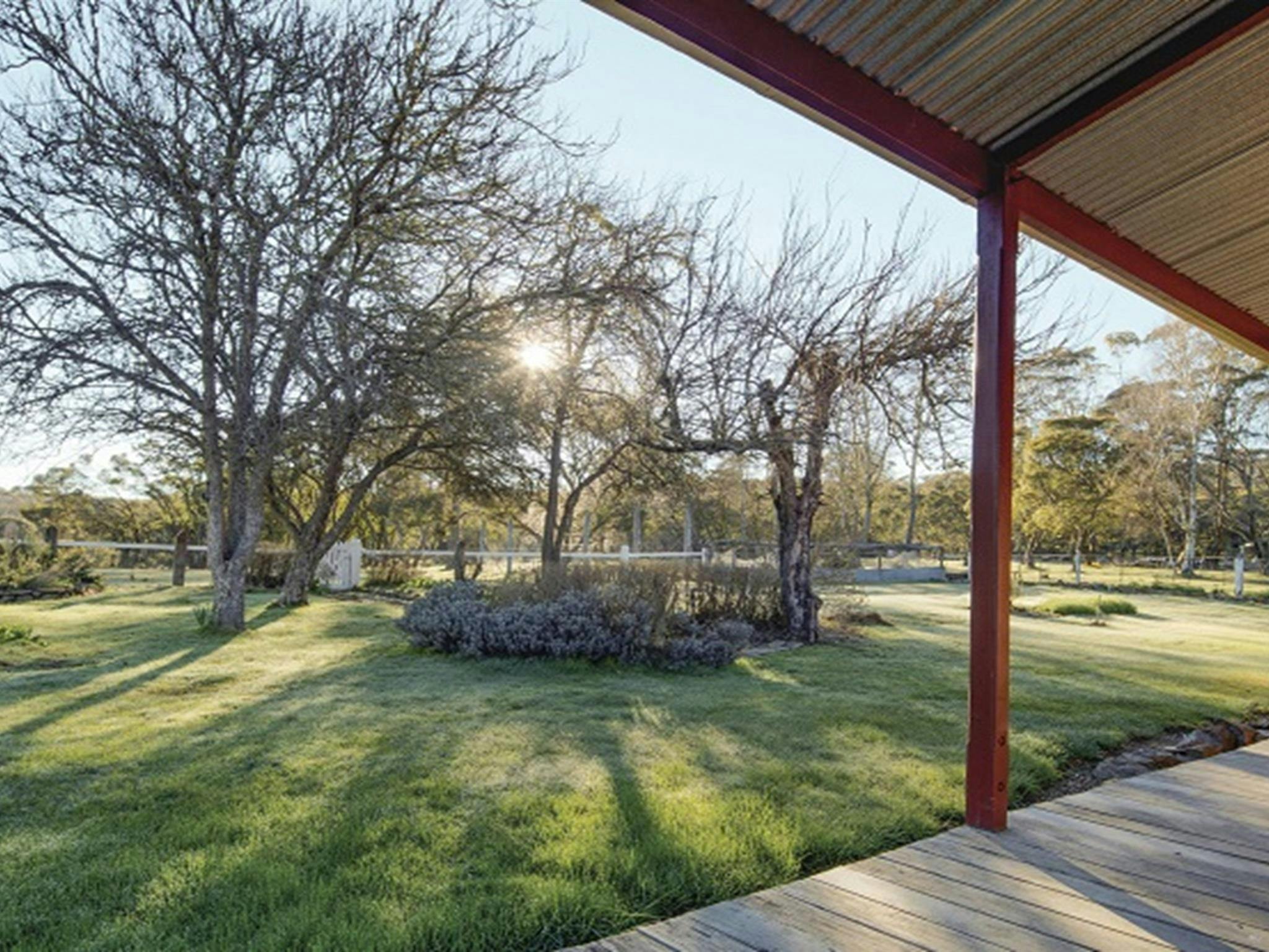 科修斯科國家公園庫蘭戈莊園的陽台。照片：Murray Vanderveer/OEH