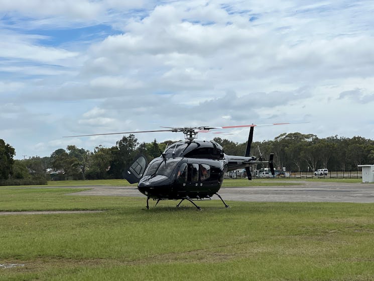 Skyline Aviation Group. Helicopter Charter and Flying Lessons. Heavy Lift Services.