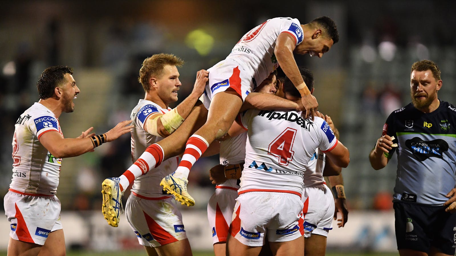 Image for NRL Telstra Premiership - Illawarra St George Dragons v Gold Coast Titans