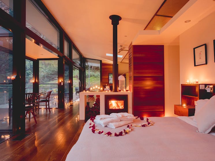 A private luxury rainforest retreat in the Byron Bay hinterland is ready for a honeymoon couple