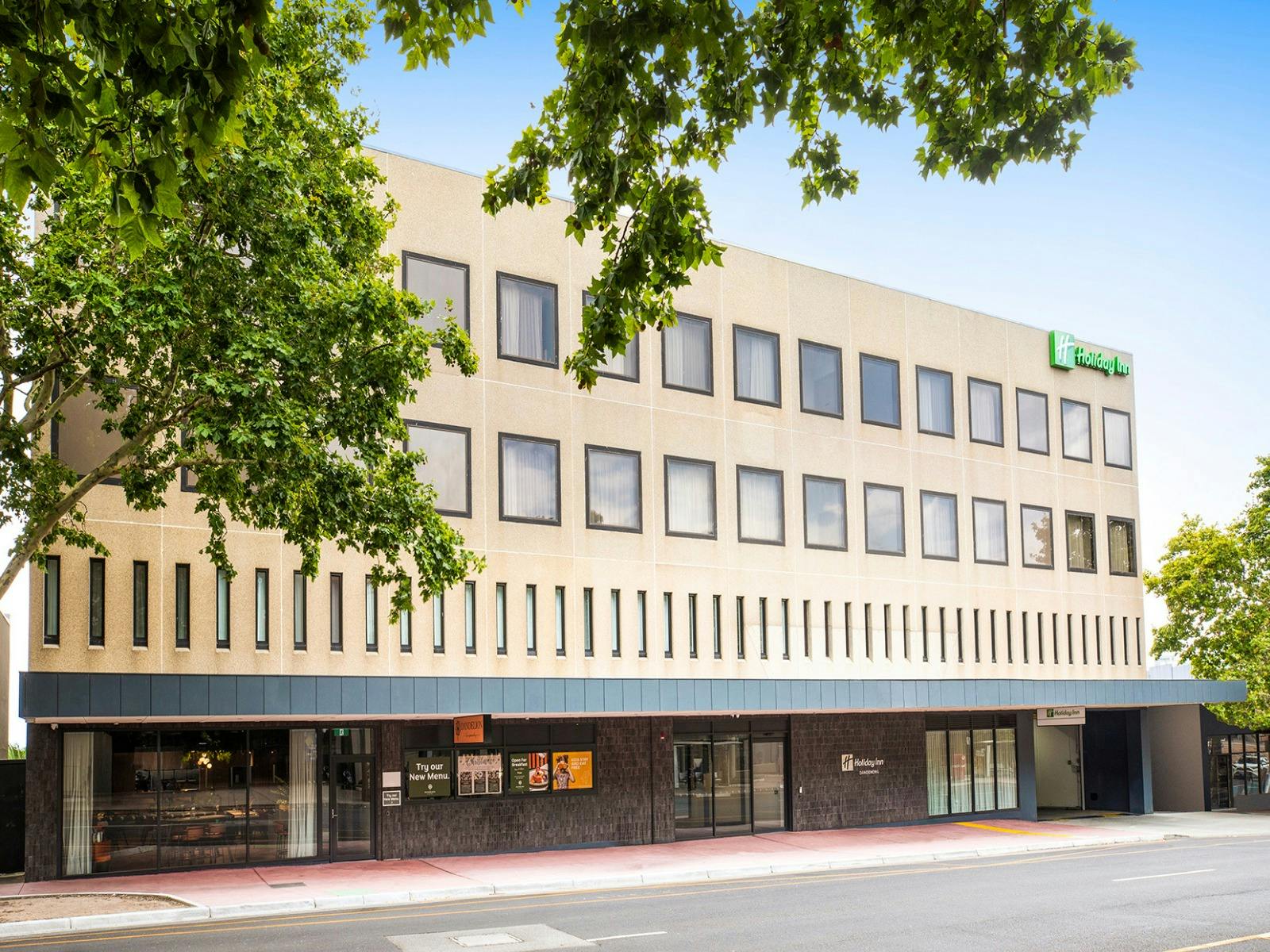 Holiday Inn Dandenong