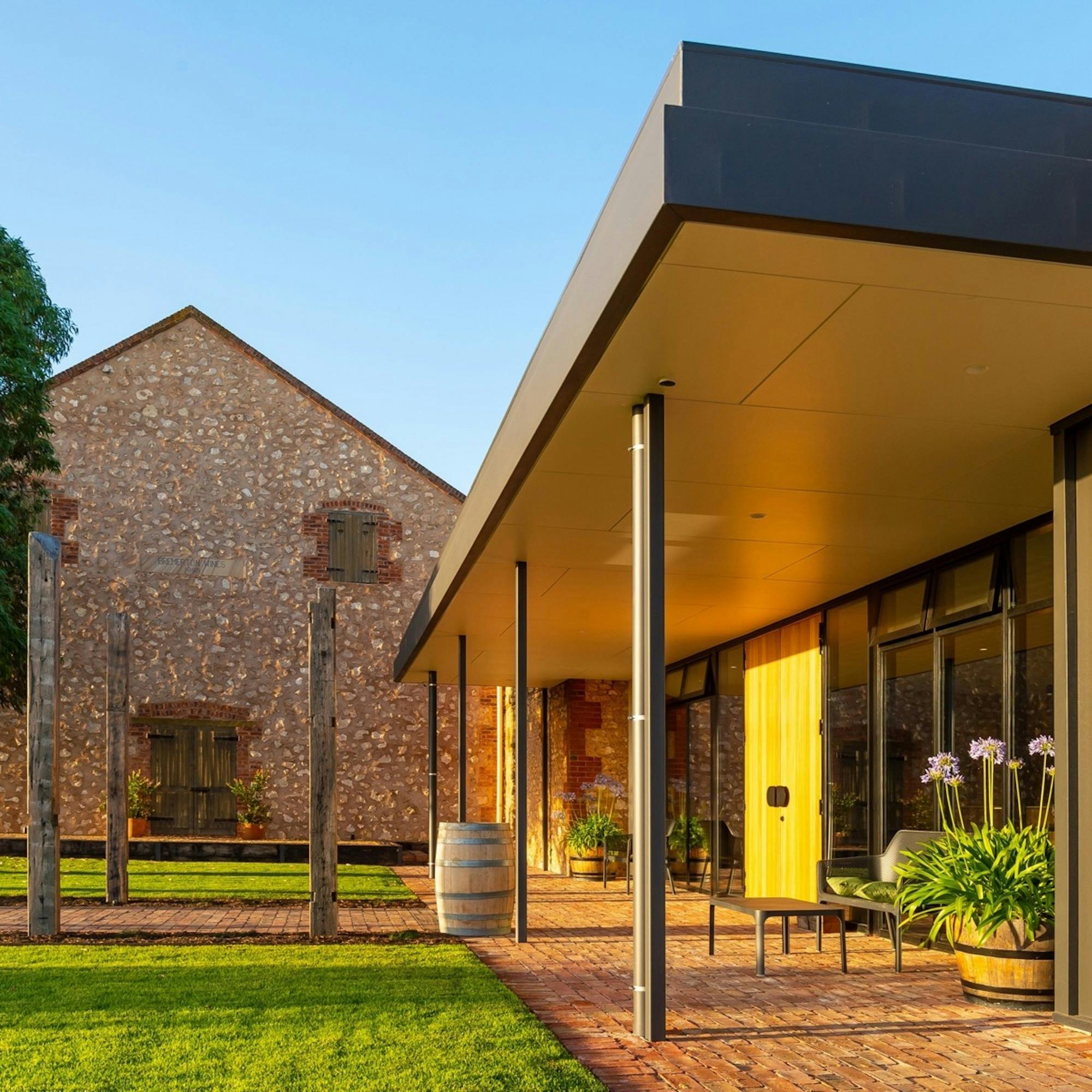 Helicopter Wine Hop : 3 Regions Langhorne Creek, McLaren Vale, Adelaide Hills