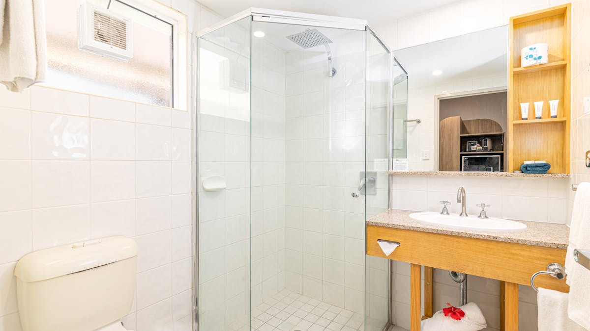 Superior King Bathroom