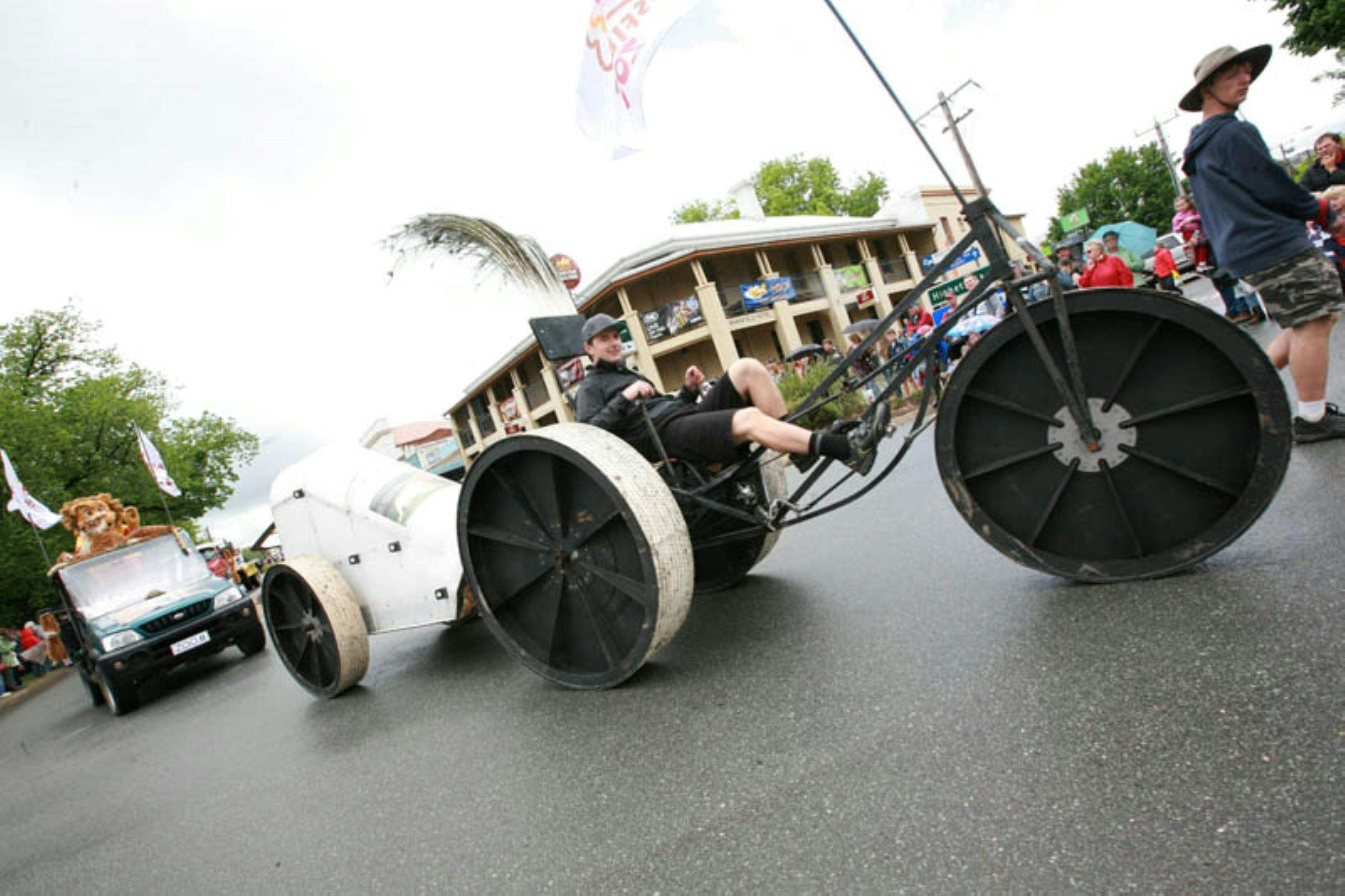 Martins Garage Grand Parade