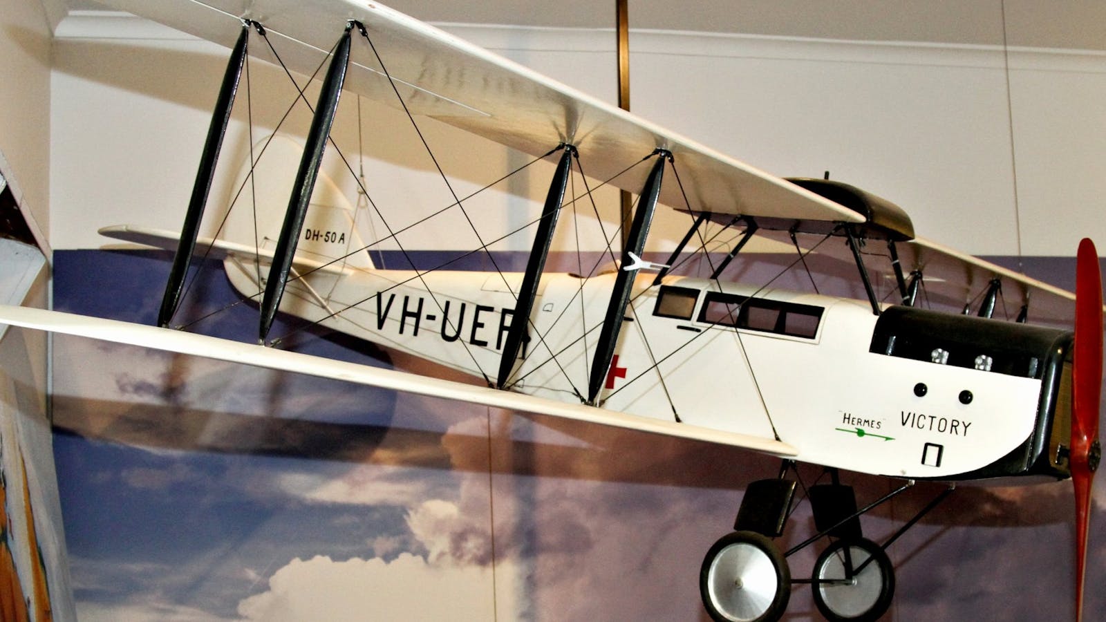 Royal Flying Doctor Service Alice Springs Tourist Facility & Museum