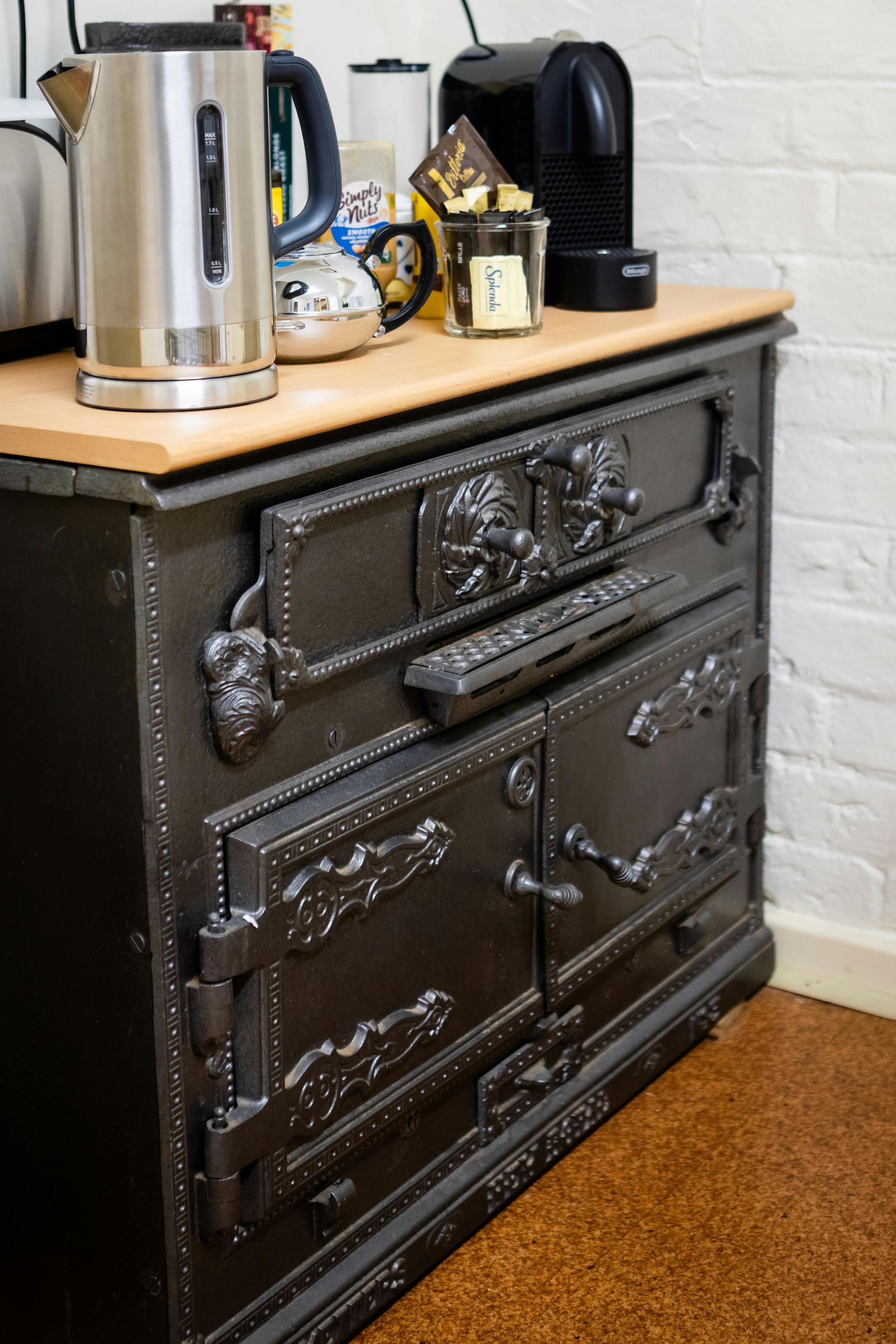 Meredies Guest House