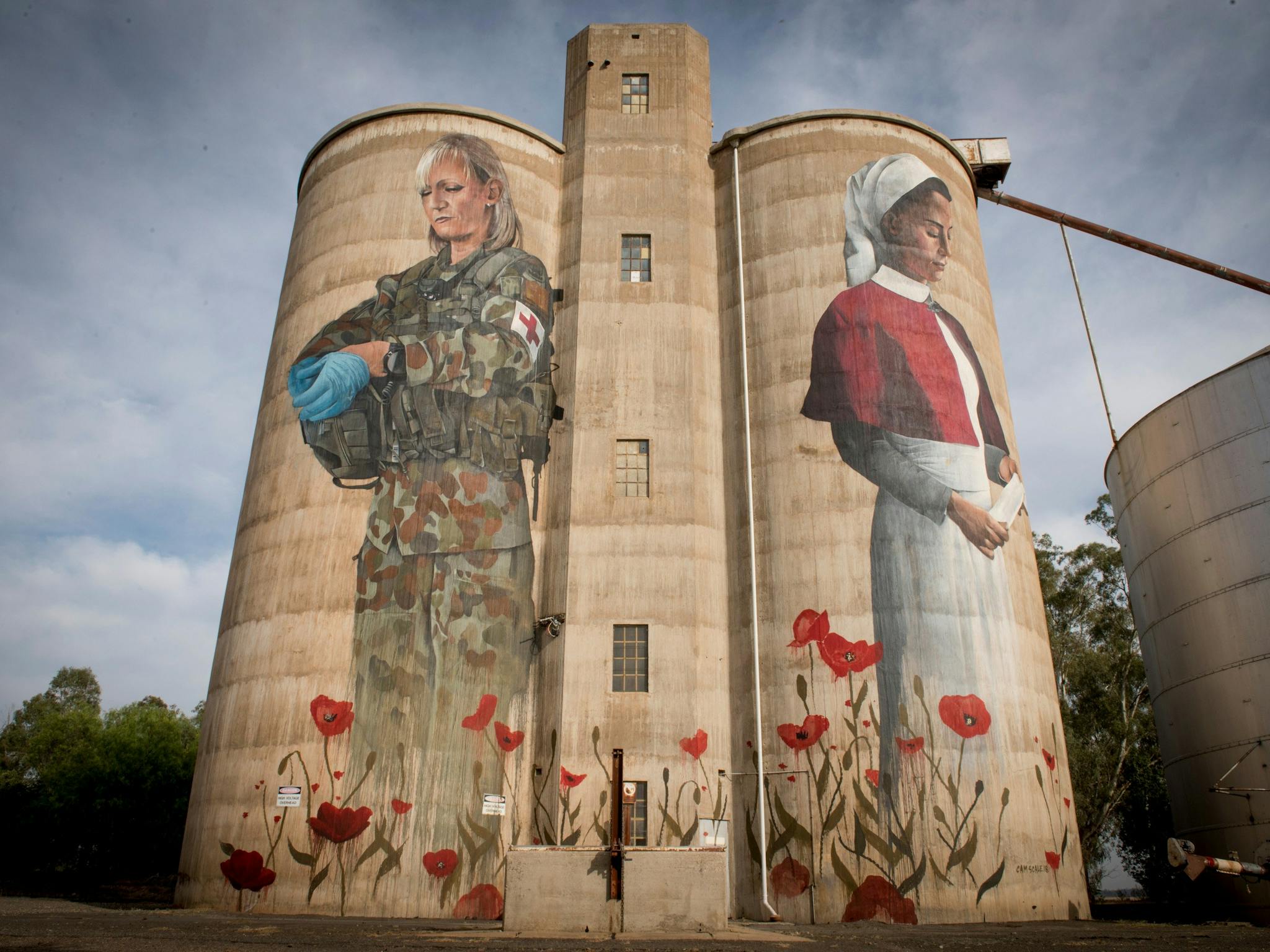 Devenish silos Cam Scale