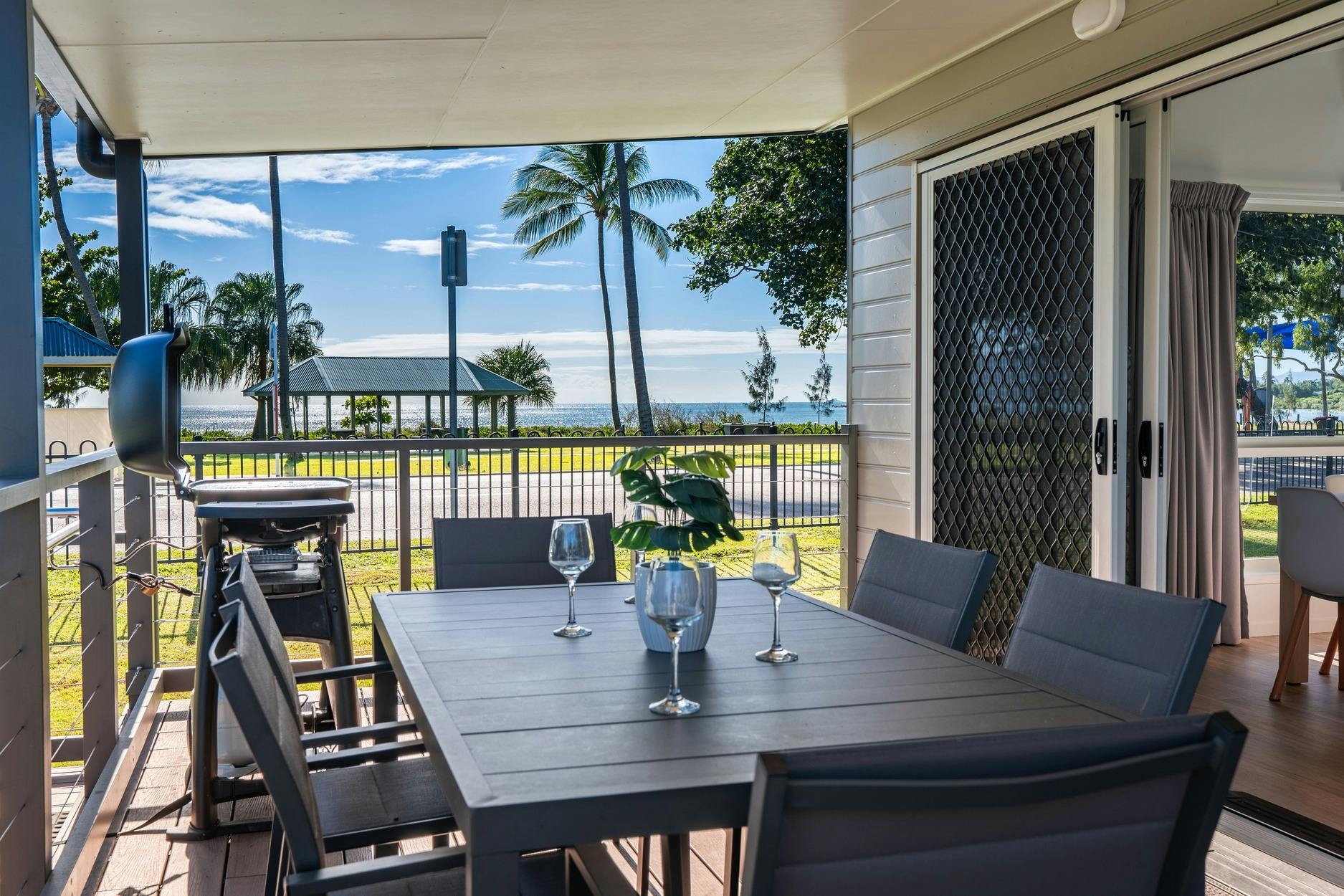 Oceanview Deluxe Villa (3BR)