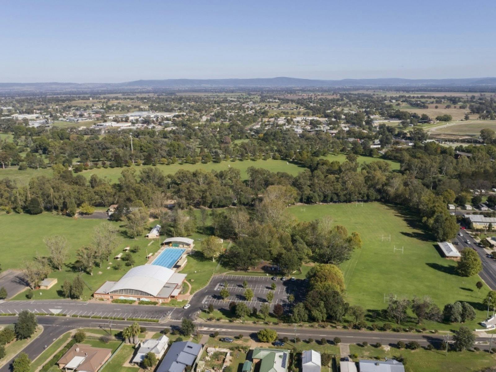 カウラ アクアティック センター