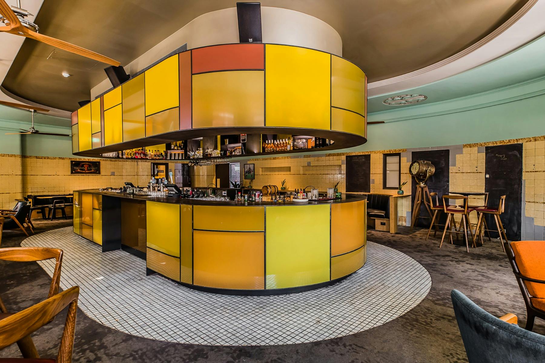 The Old Clare - Clare Bar