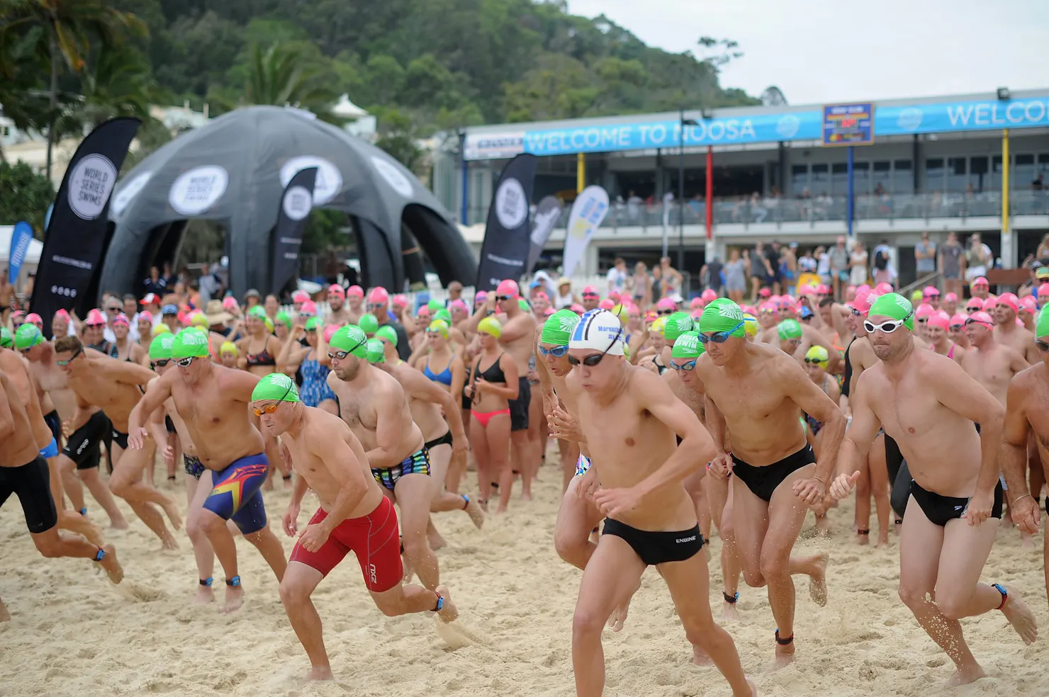 2016 Noosa Summer Swim Start