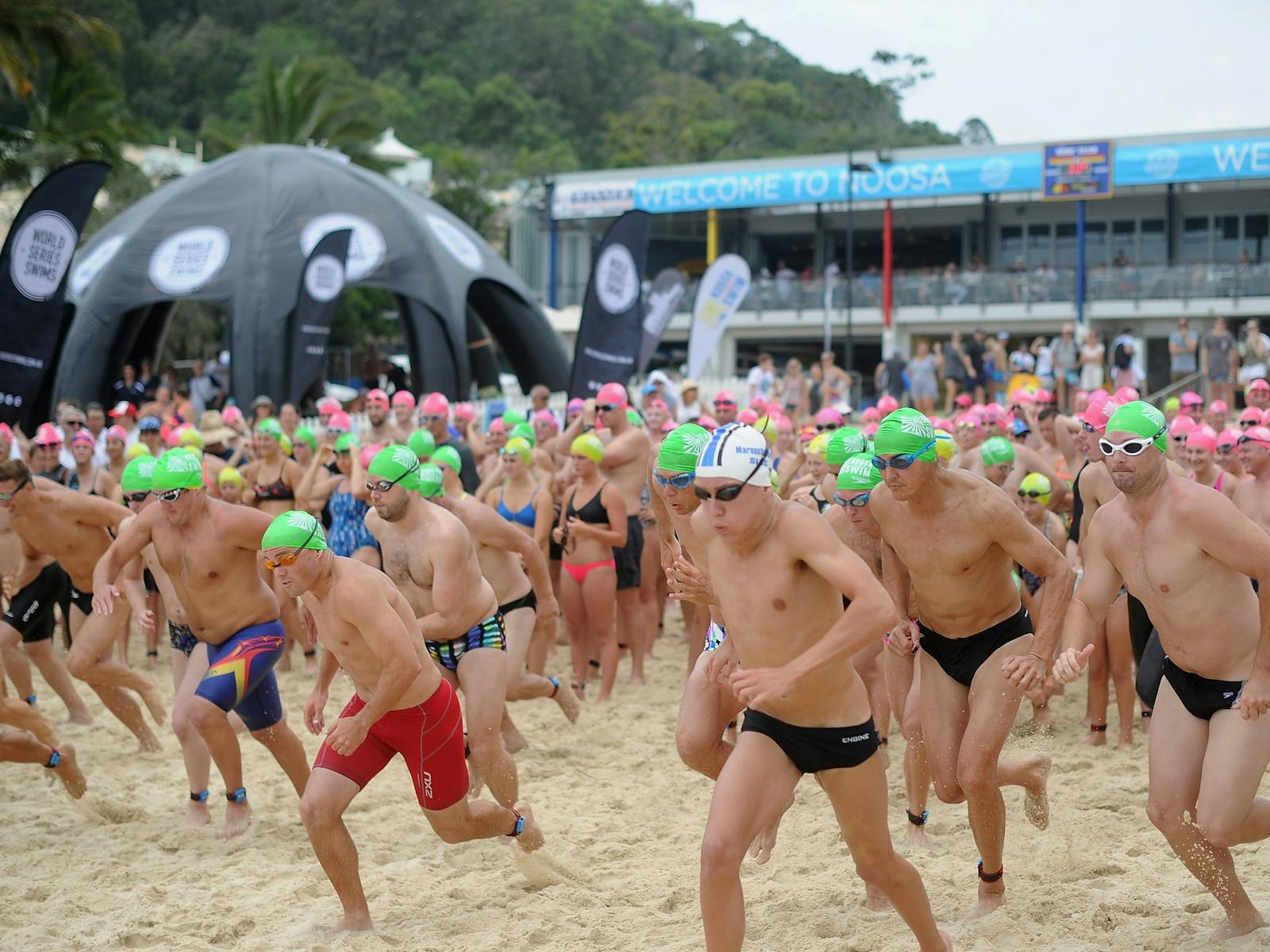 2016 Noosa Summer Swim Start