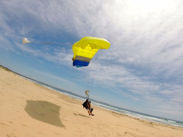Skydiving to the beach