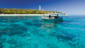 Glass bottom boat, Lady Elliot Island