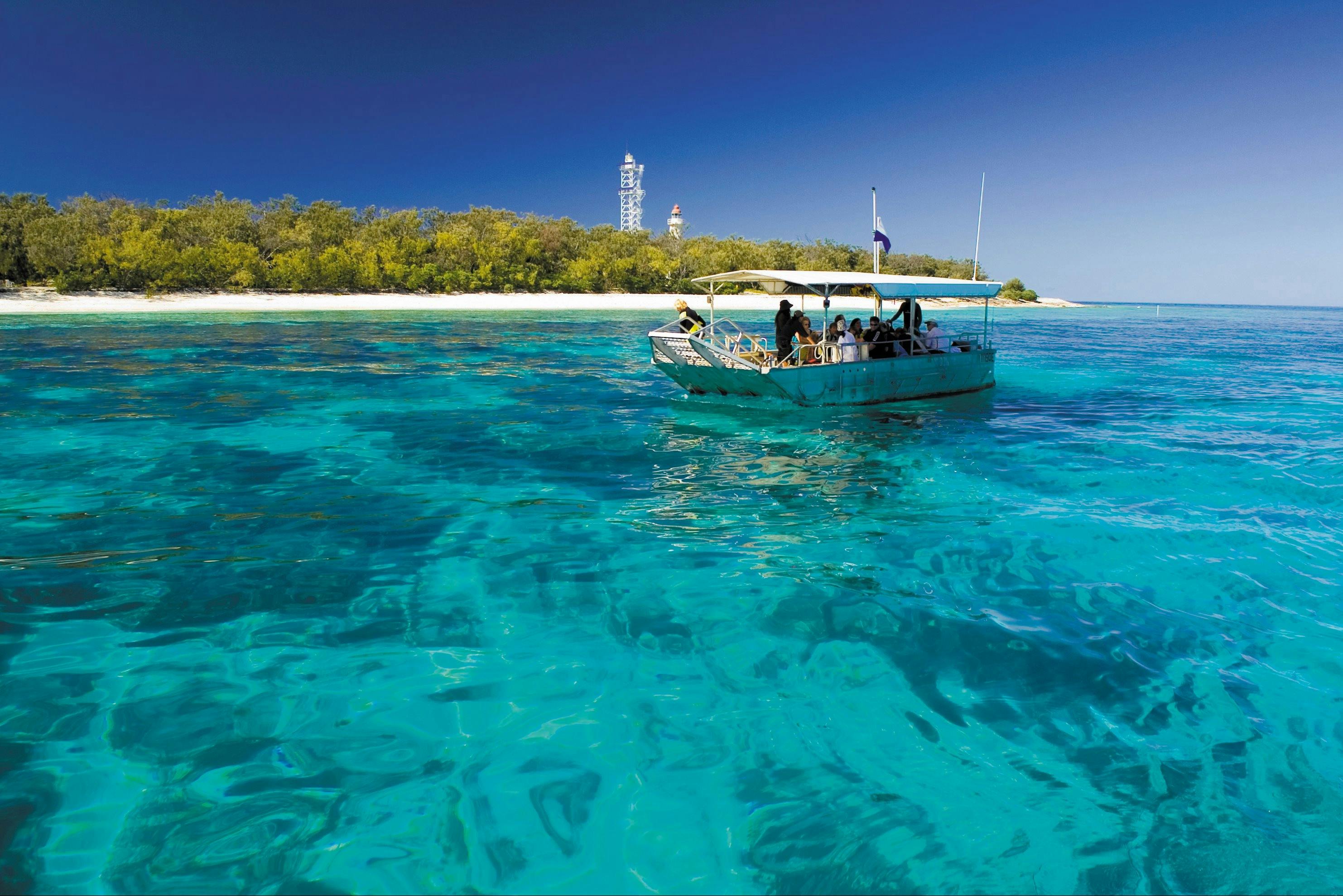 Glass bottom boat, Lady Elliot Island