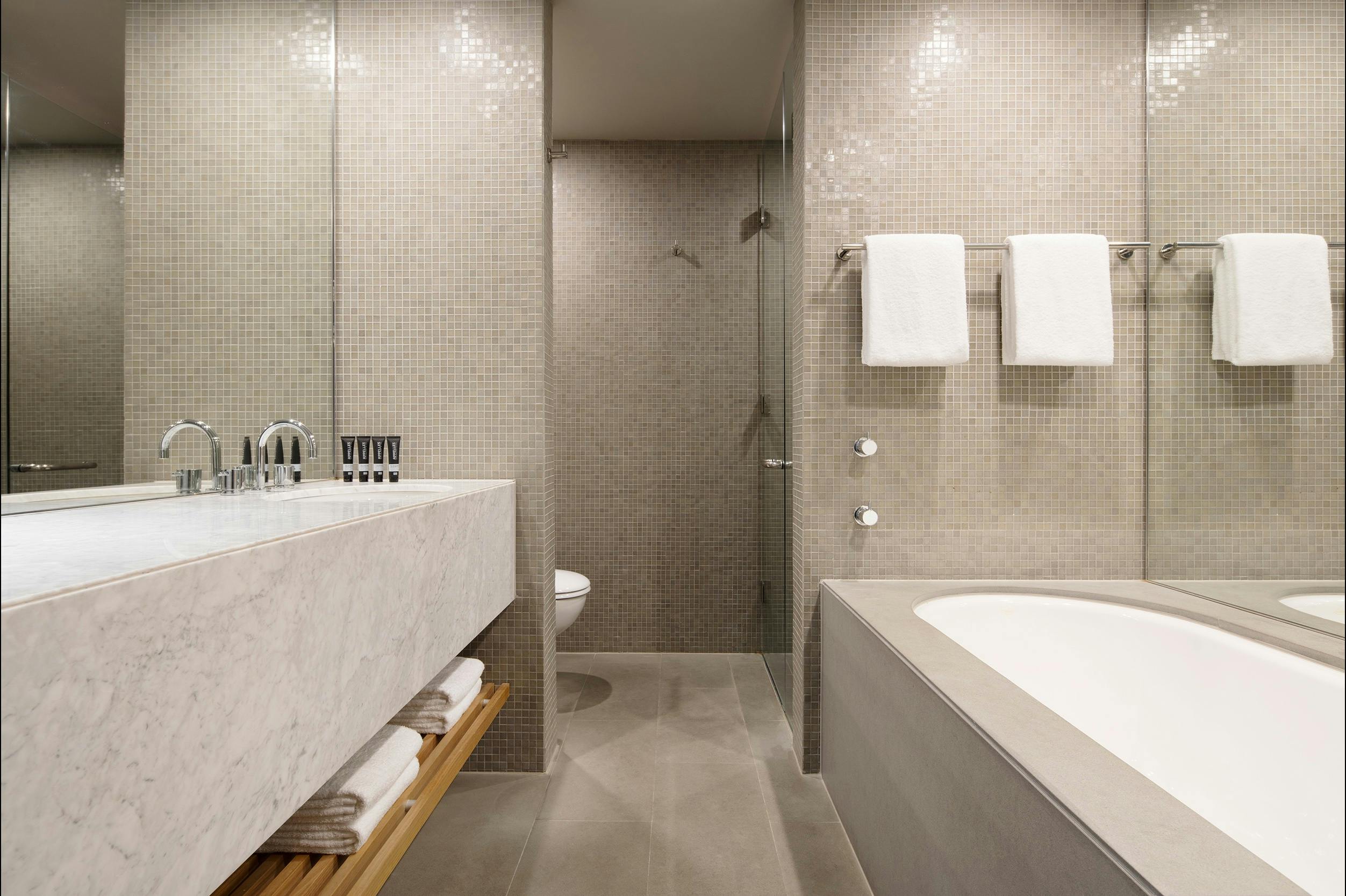 Realm Suite bathroom