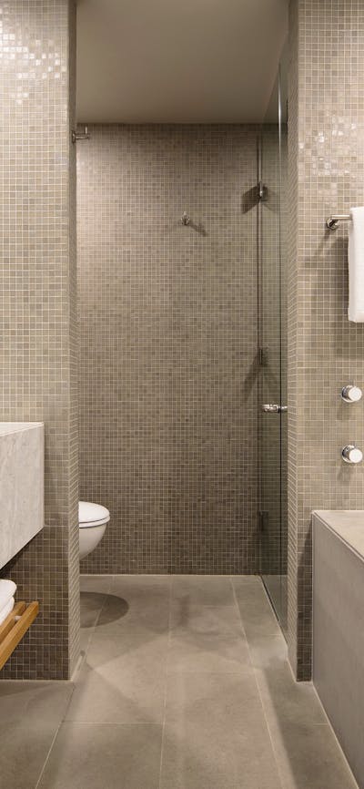 Realm Suite bathroom