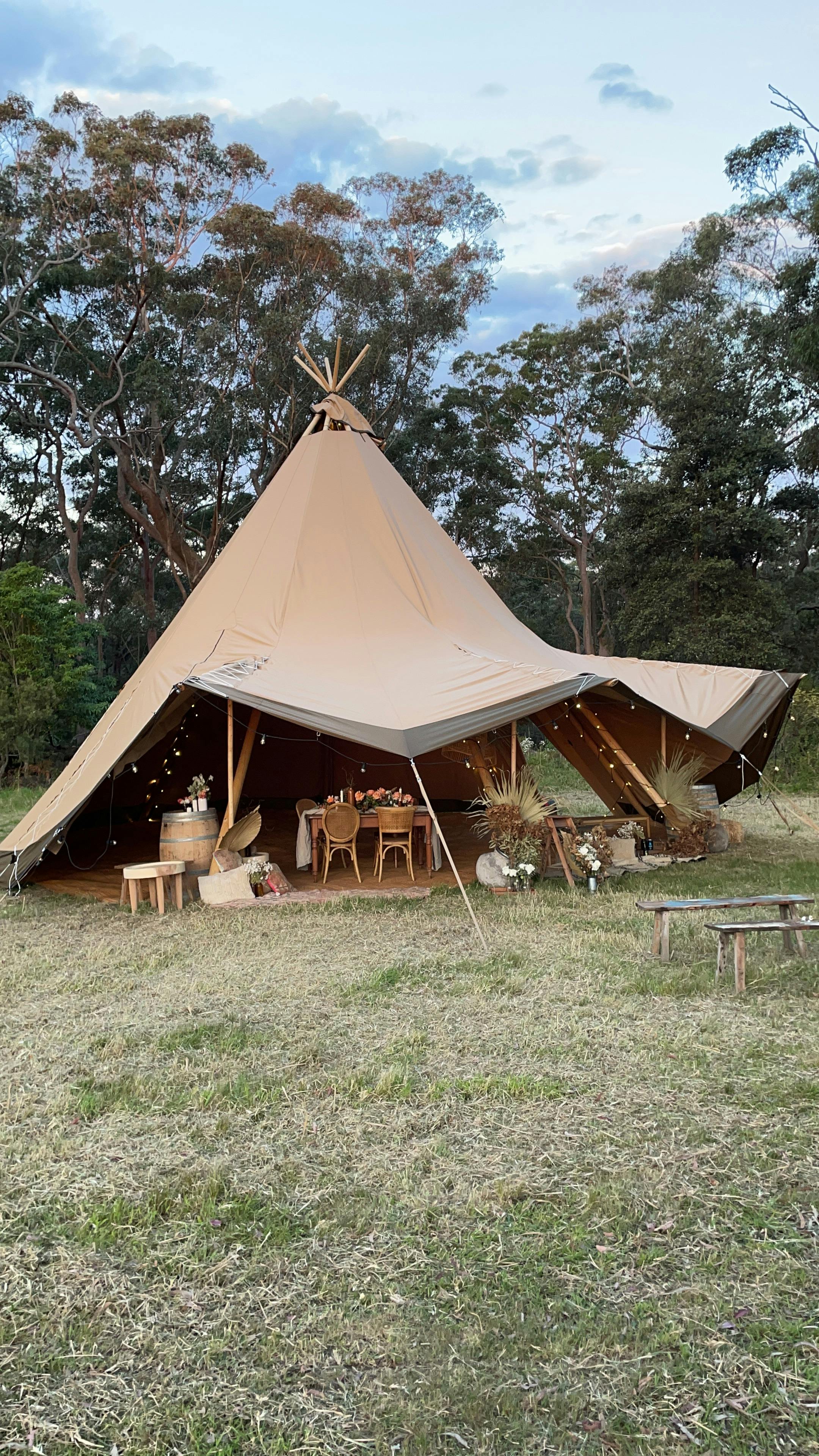 Single Tipi