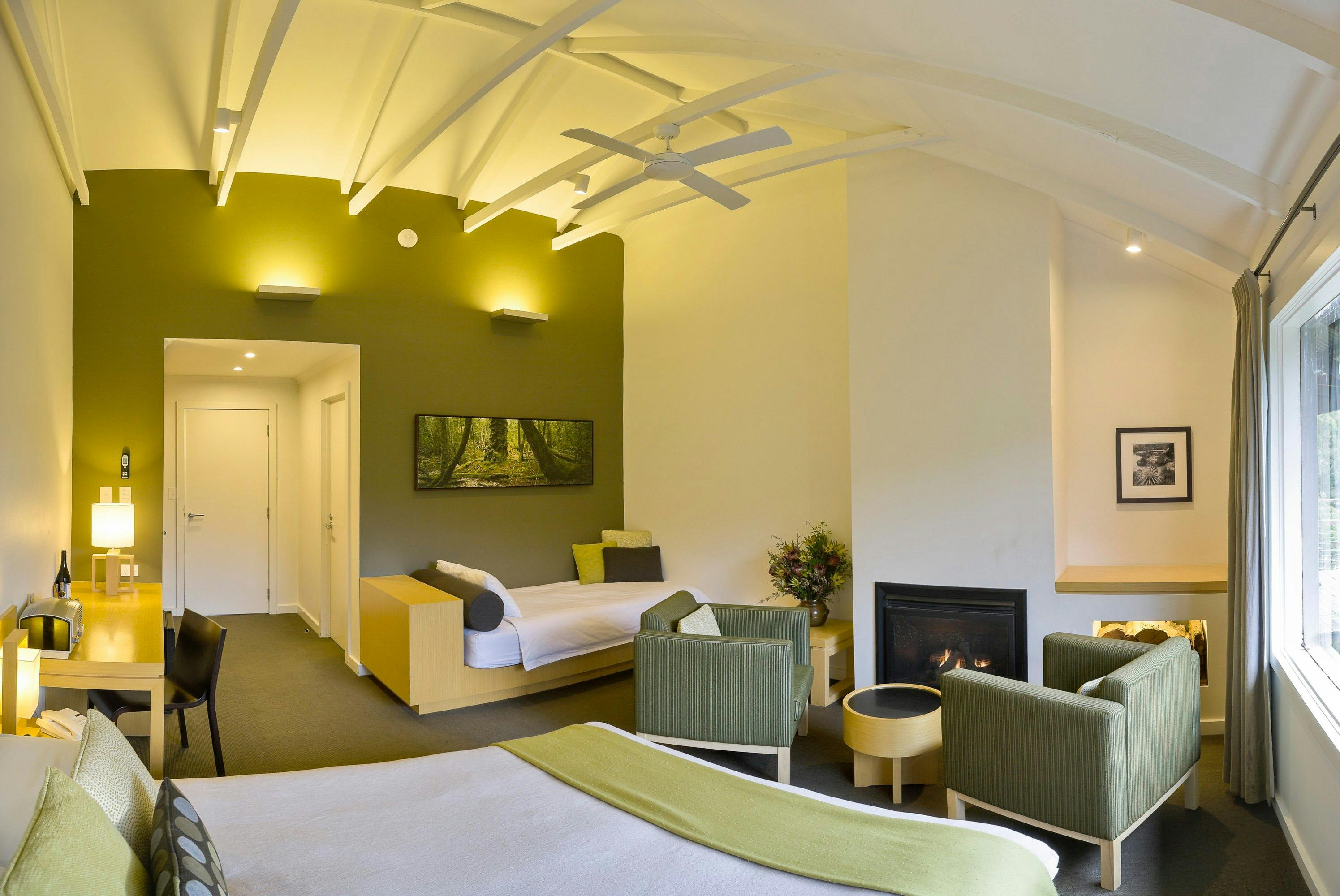 Traditional Spa Cabin